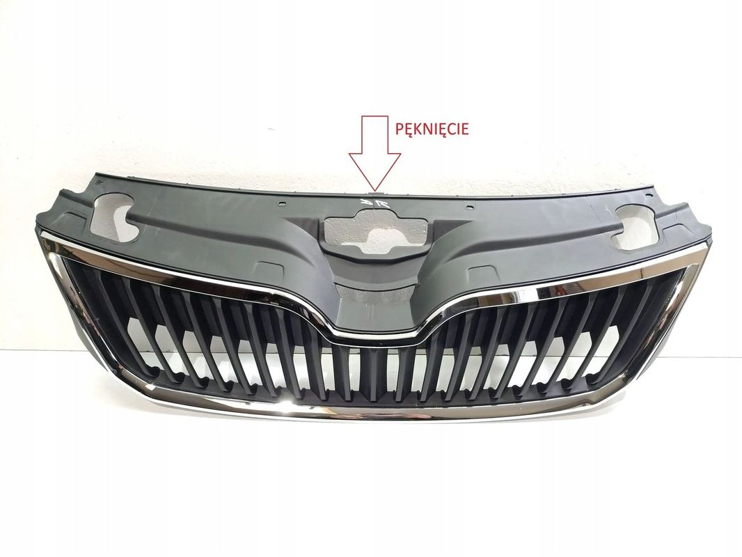 Skoda Rapid 2012-2018 ATRAPA RAMKA GRILL