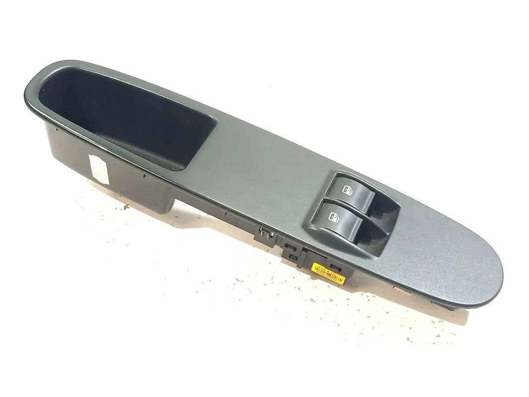 LANCIA YPSILON III 17R PANEL PRZEŁĄCZNIK STEROWANIA SZYB LEWY PRZÓD 735531344 EUROPA
