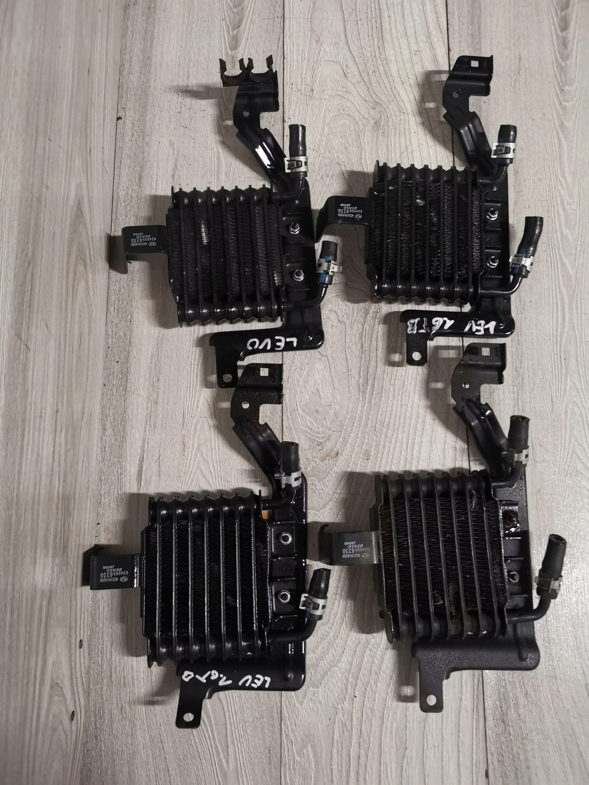 SUBARU LEVORG ÖLKÜHLER 024000-8230, 45510VA000 OE Original Teil Gebraucht