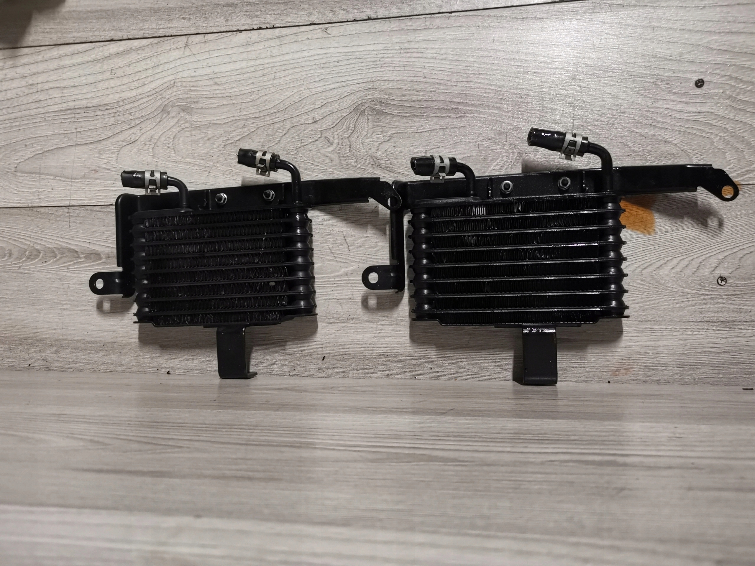 SUBARU FORESTER IV ÖLKÜHLER 024000-7950, 45510SG010 OE Original Teil Gebraucht
