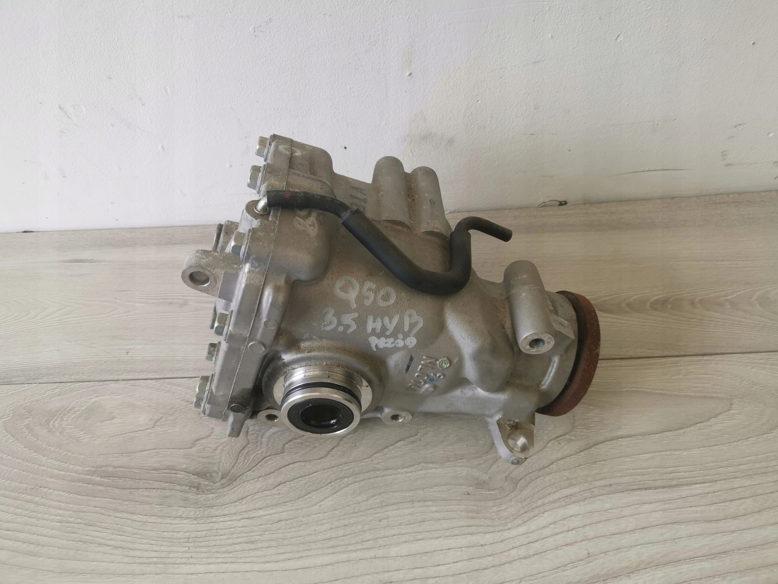 INFINITI Q50 3.5 HYBRID VORNE DIFFERENTIAL VORDERACHSGETRIBE 712672 OE Original