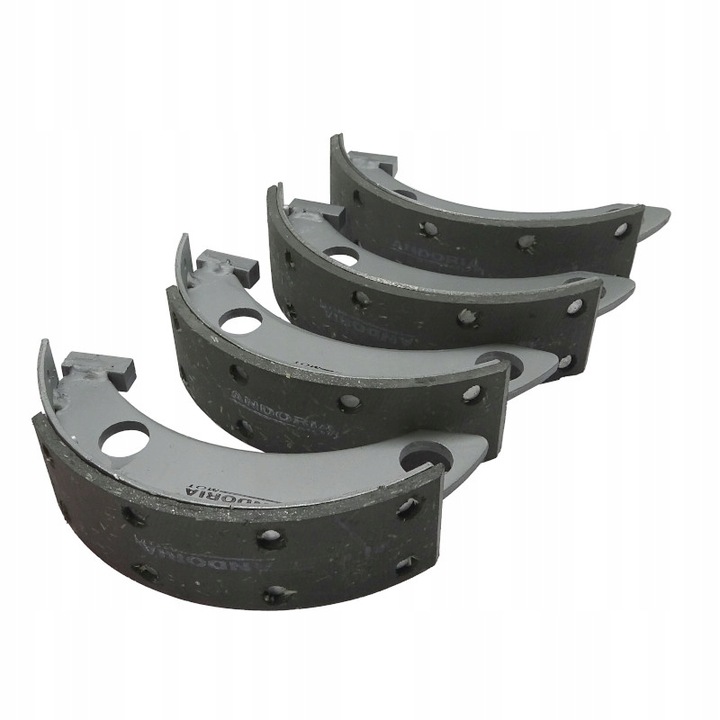 Szczęka hamulcowa kpl. 4-szt Ursus C-330 42320210AN