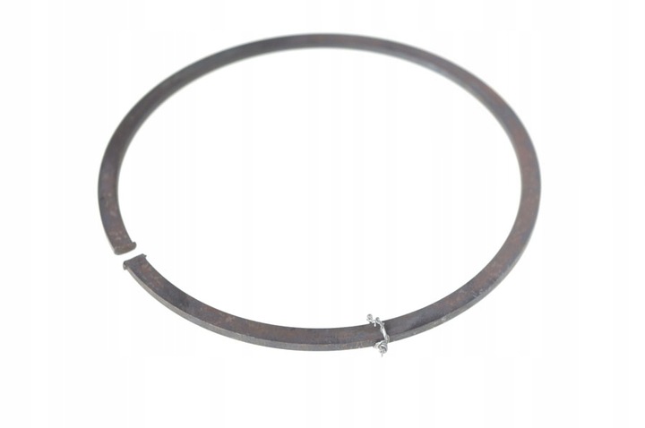 Pierścień zabezpieczający skrzyni fi-100 Ursus C-360 50707850