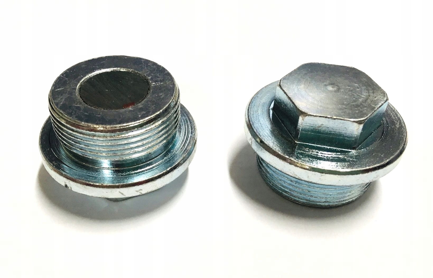 Korek spustu oleju M30x1,5 46418230 Ursus