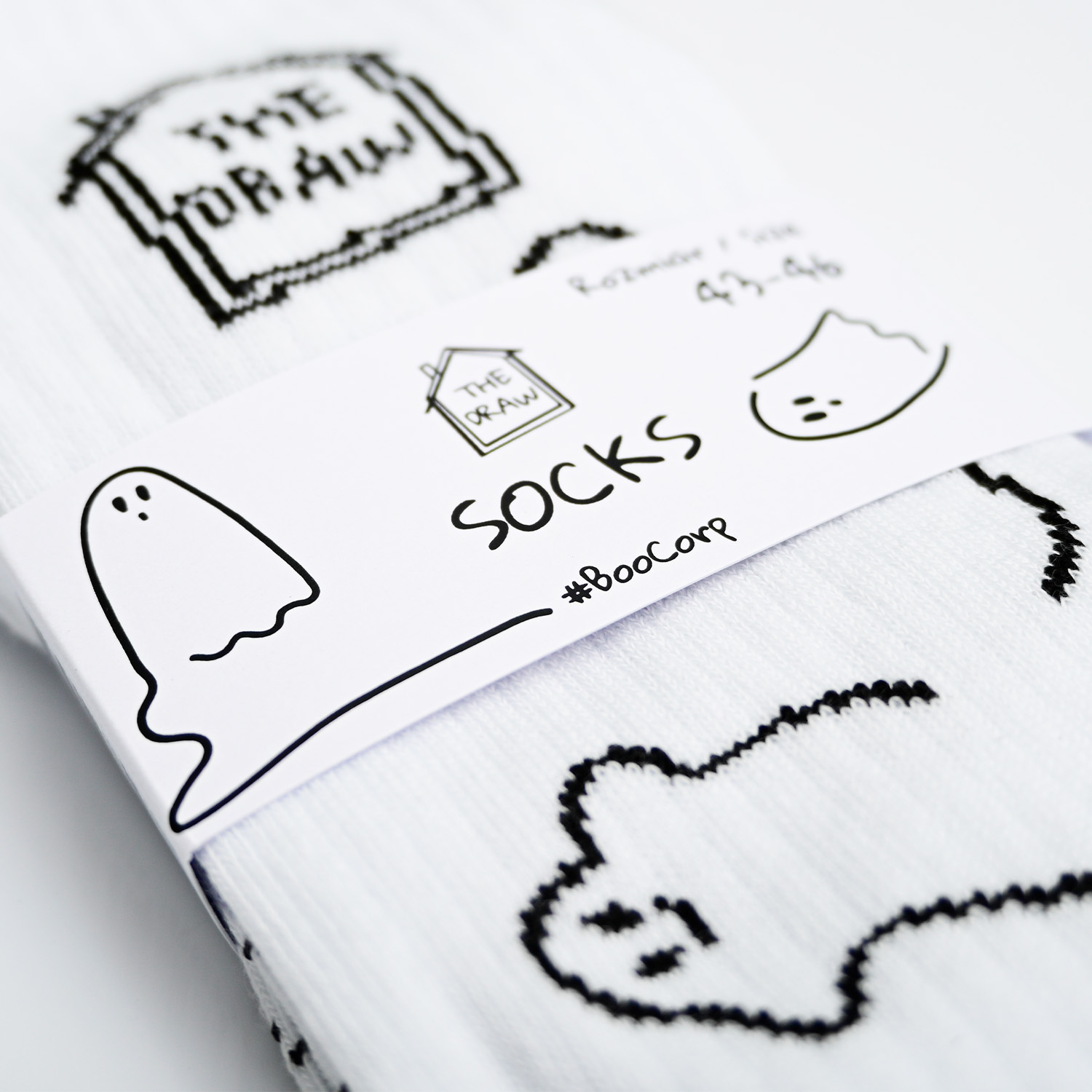 Skarpety długie Boo Corp unisex Białe 43/46 The Draw House