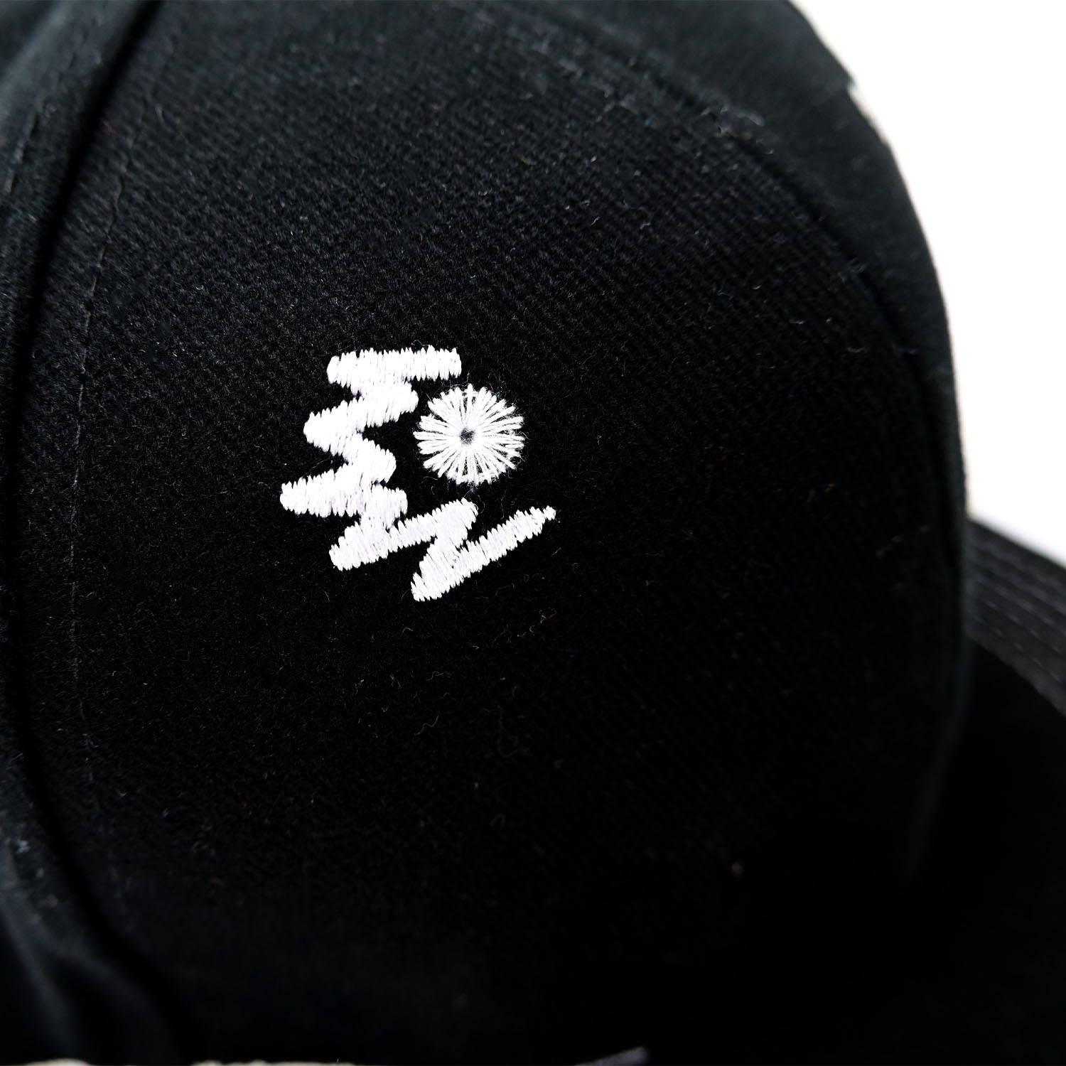 Czapka z daszkiem Snapback Draw The Line Czarna The Draw House