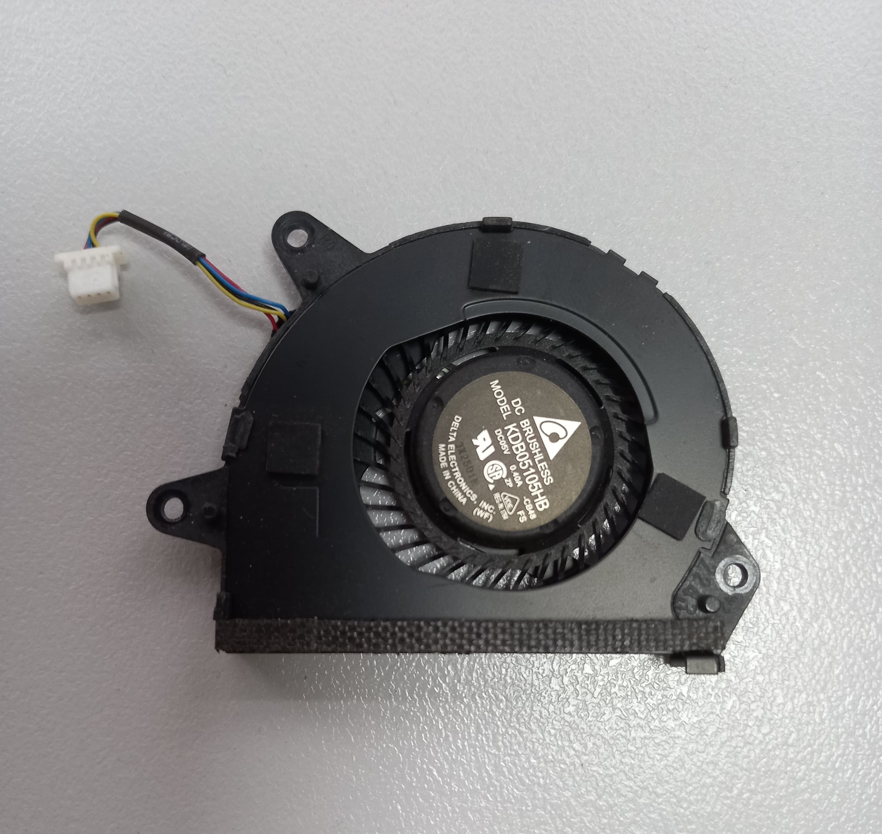 ASUS UX32A CPU Lüfter Kühler Fan KDB05105HB