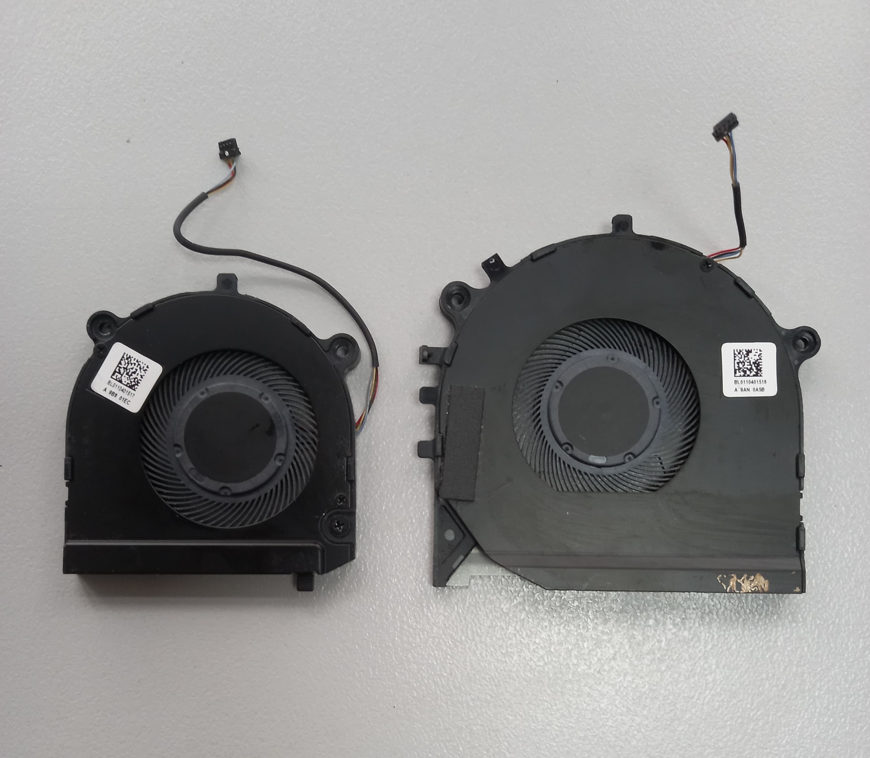Lenovo ThinBook 13S IML CPU Lüfter Kühler Set BL0110401518 BL0110401517