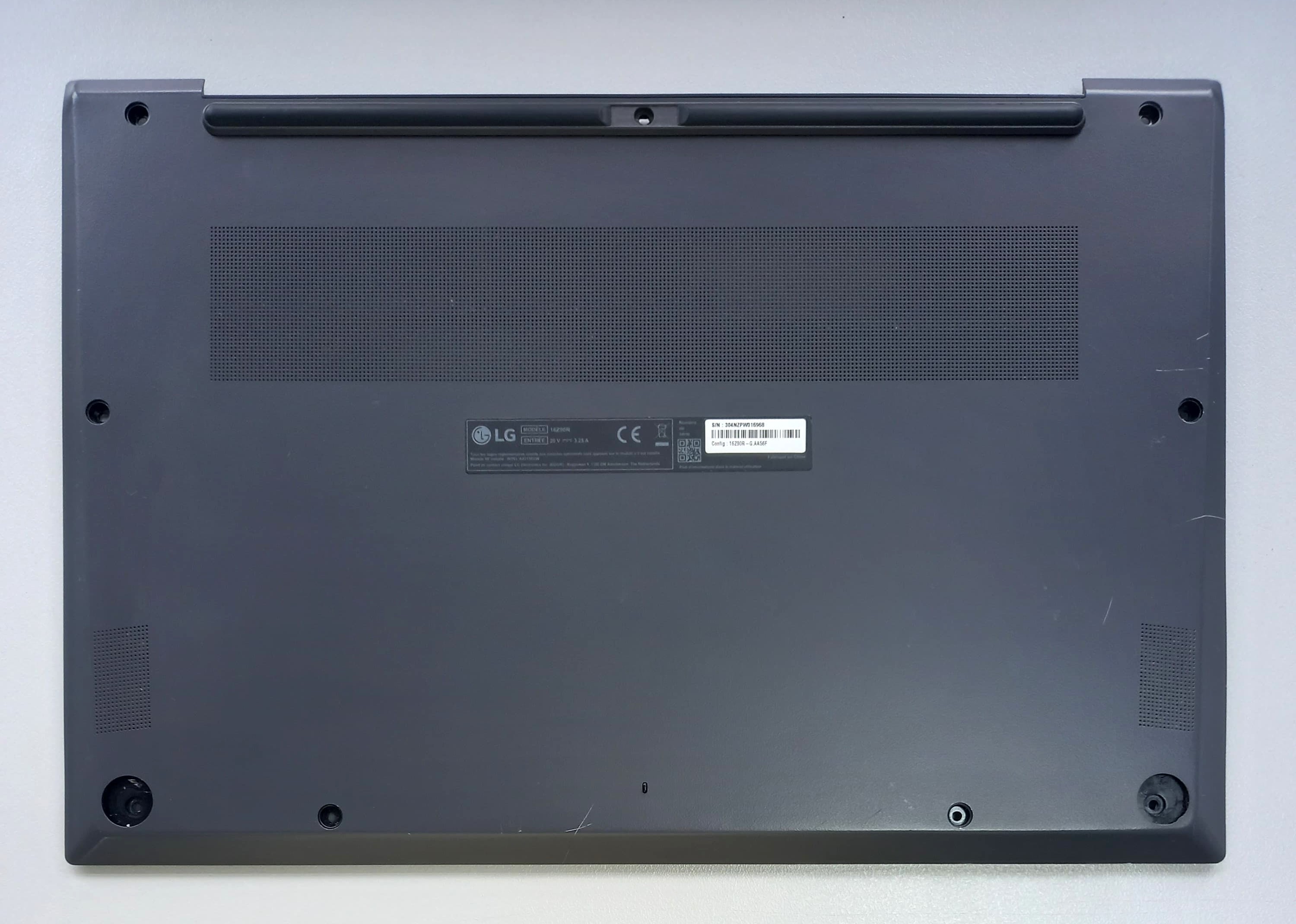 LG Gram 16Z90R-G.AA56F Bottom Base Untere Abdeckung