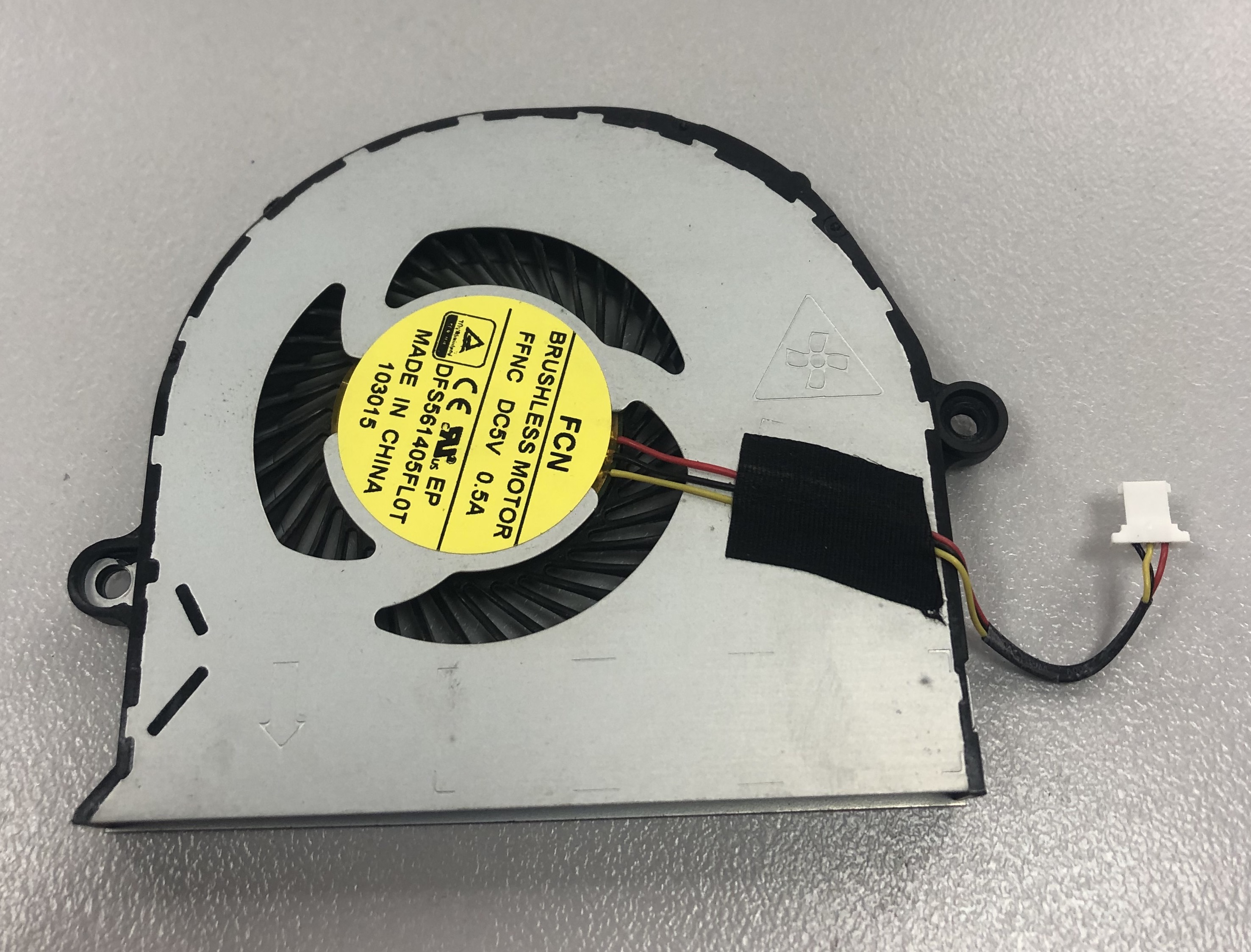 Acer Aspire E5-574 CPU Cooling Fan Lüfter Kühler DFS561405 FCN47ZQ0FATN00