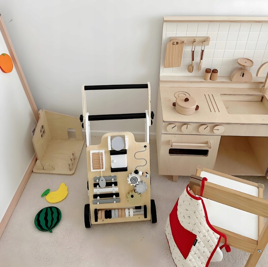 Jeździk pchacz drewniany chodzik dla dziecka dzieci tablica manipulacyjna