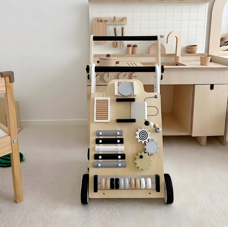 Jeździk pchacz drewniany chodzik dla dziecka dzieci tablica manipulacyjna