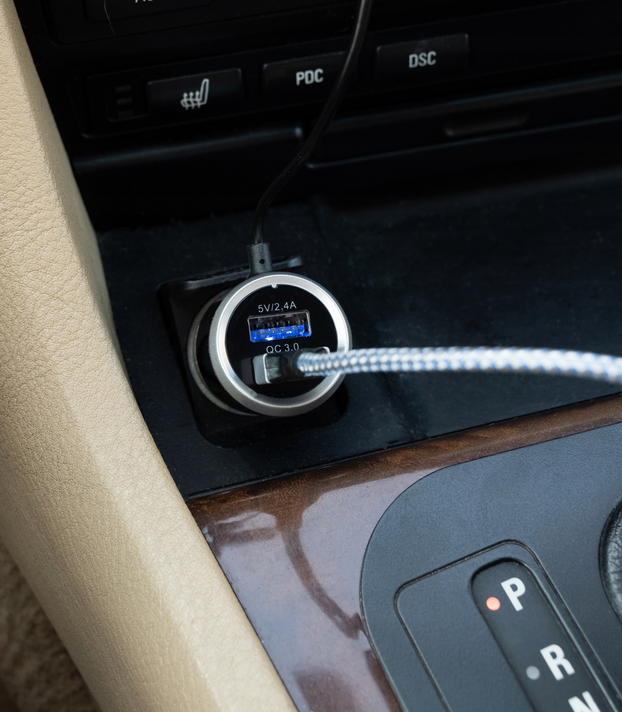 Transmiter samochodowy FM RETOO E663