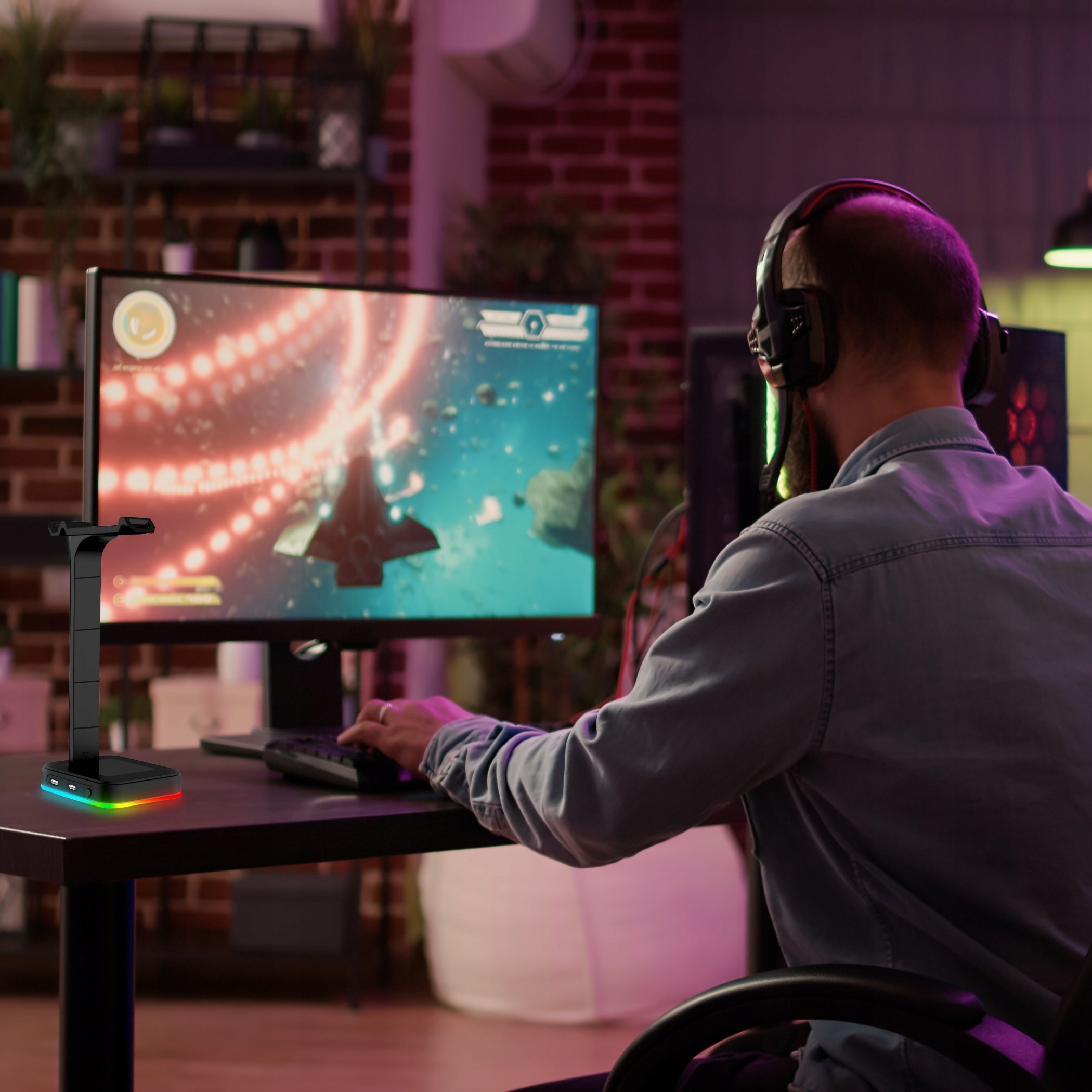 STOJAK STATYW UCHWYT NA SŁUCHAWKI GAMINGOWY PODOŚWIETLENIE RGB HUB + 2X USB