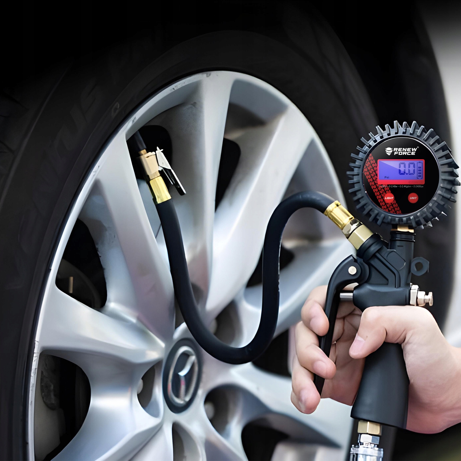PISTOLET DO POMPOWANIA KÓŁ Z CYFROWYM MANOMETREM 18 BAR DOKŁADNOŚĆ 0,01 BAR