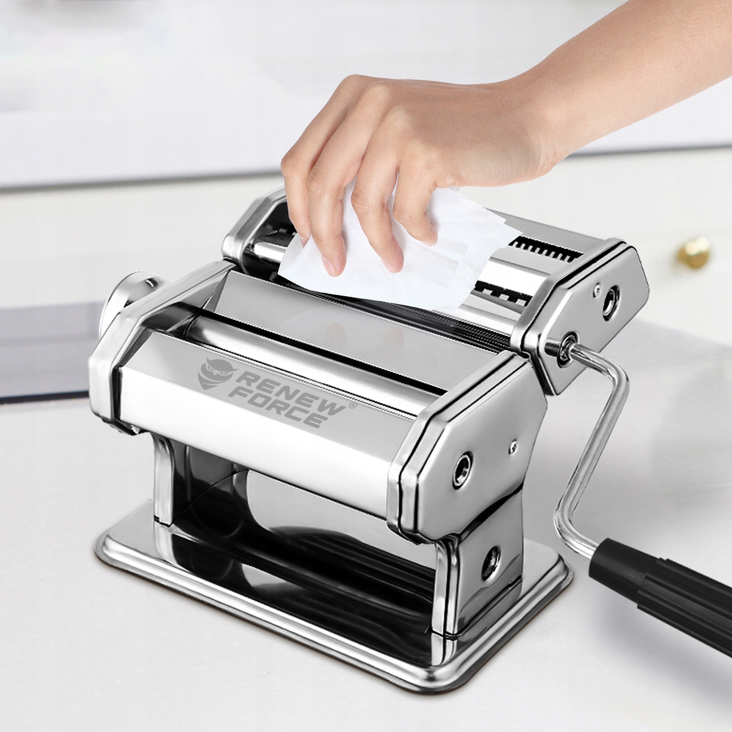 Maszynka ręczna do makaronu i ciasta Renew Force