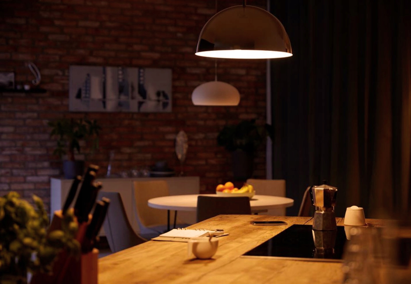 Żarówka LED E27 9W 2835 SMD CCD BAŃKA 963lm=65W