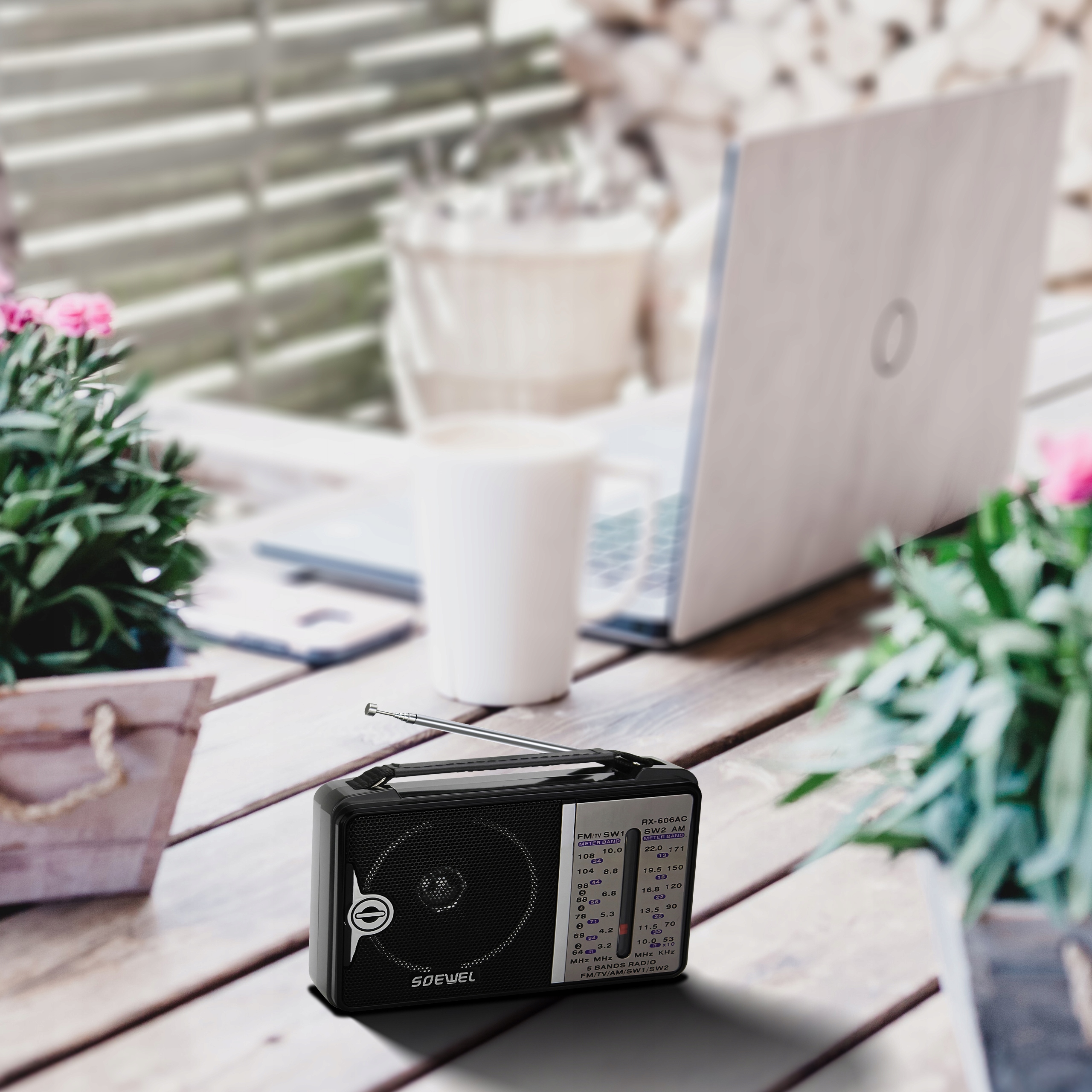 Radio sieciowo-bateryjne AM RETOO E659