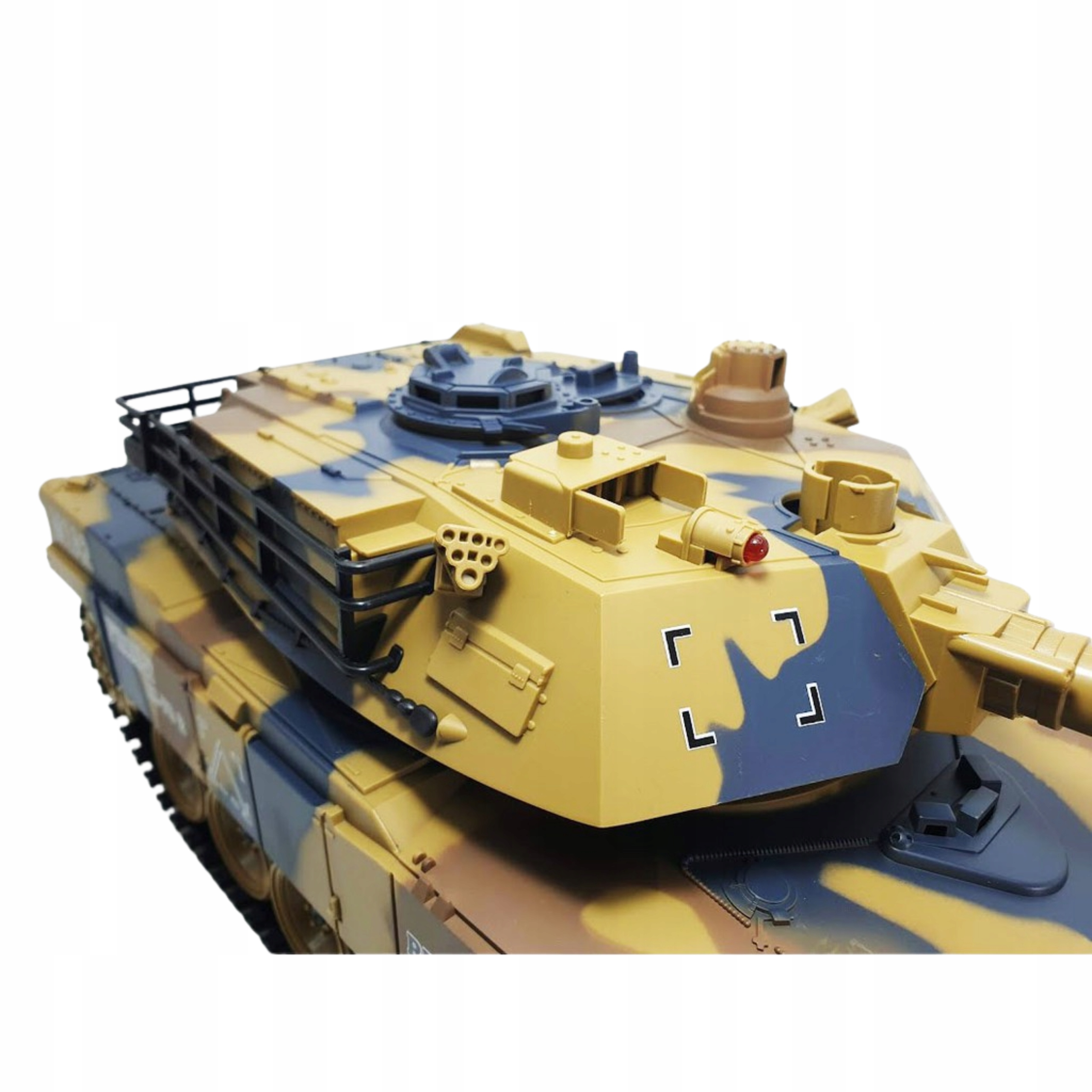 Zdalnie sterowany czołg M1A2 Abrams RC 2.4 GHz dymi strzela kulkami DUŻY