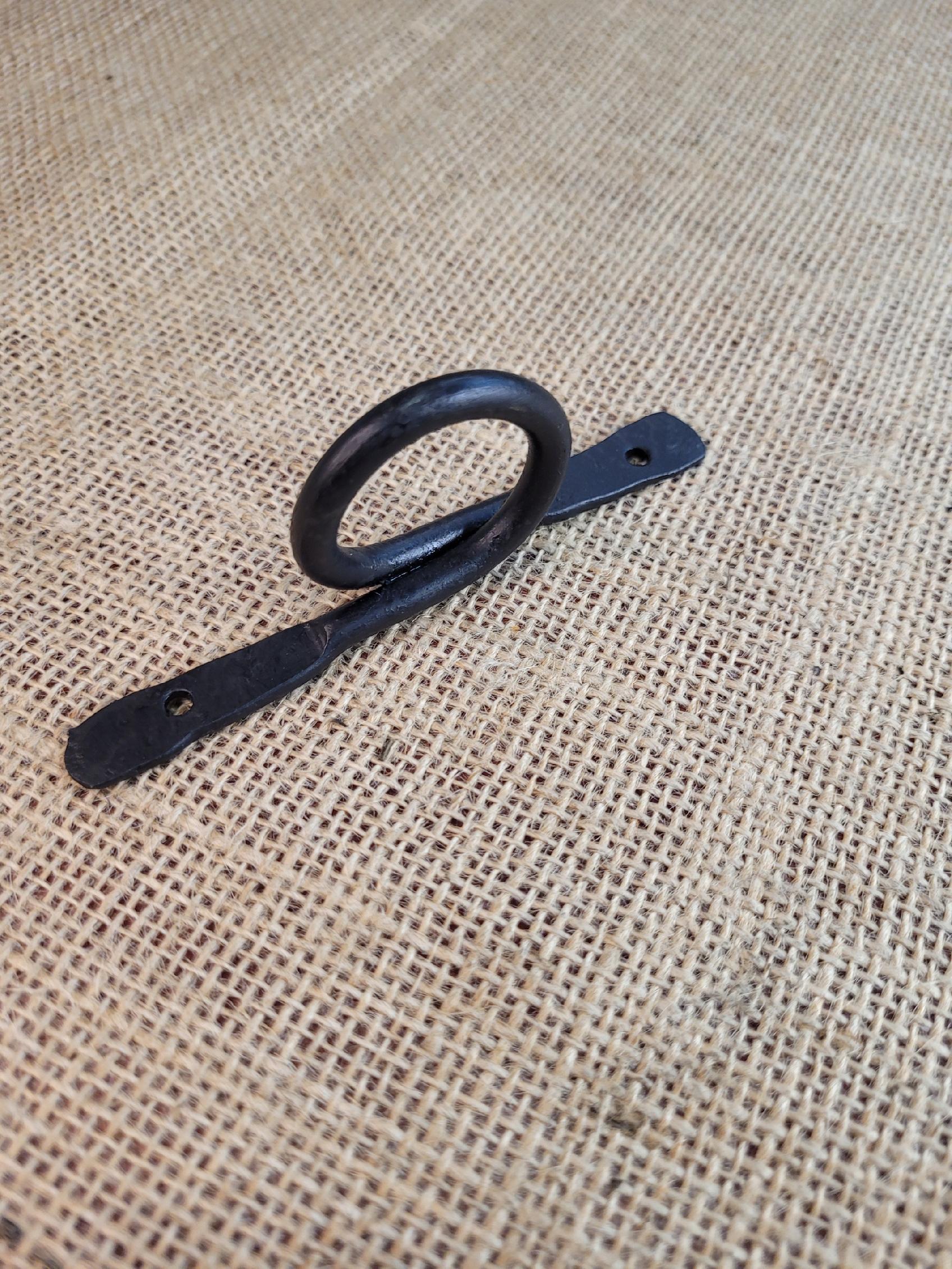 Hak obejma do drążków lub makram. Pętla 28 mm