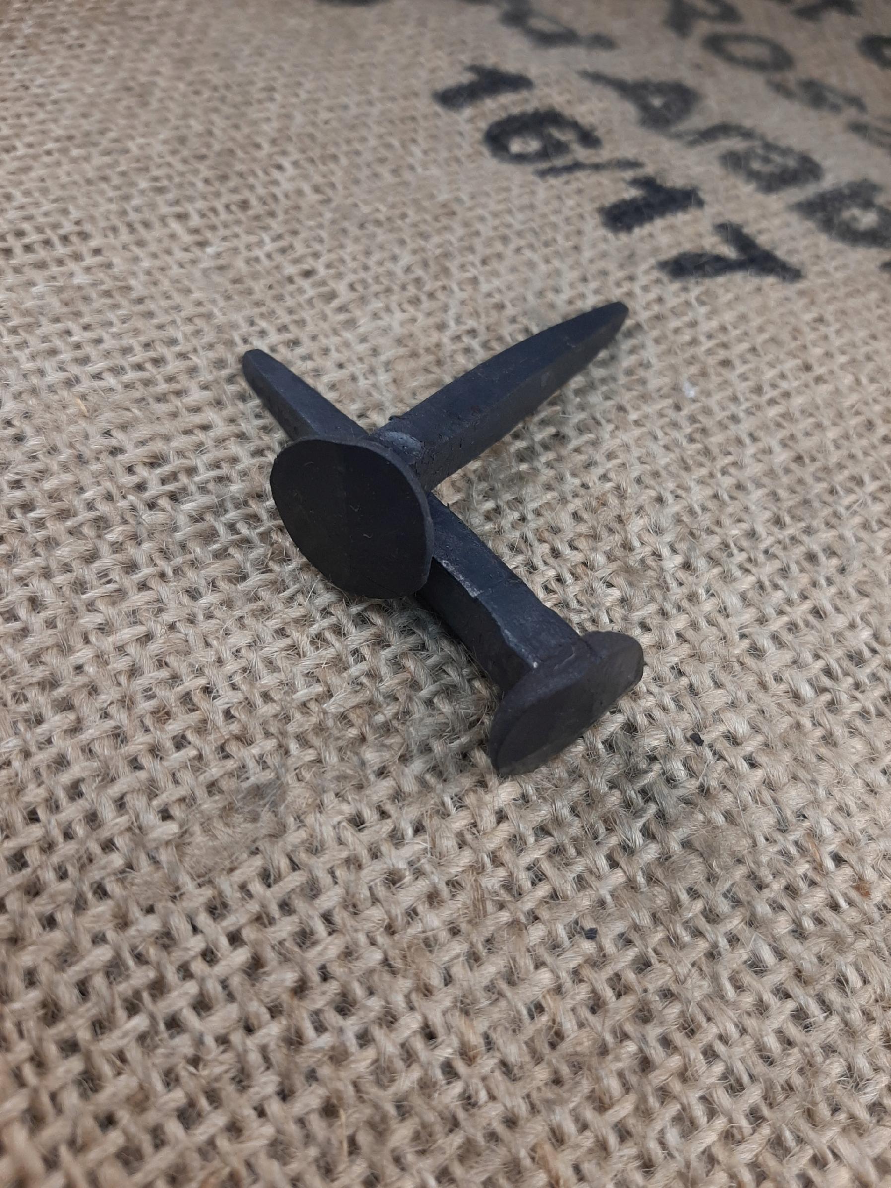 Kute gwoździe 70 mm 8x8mm