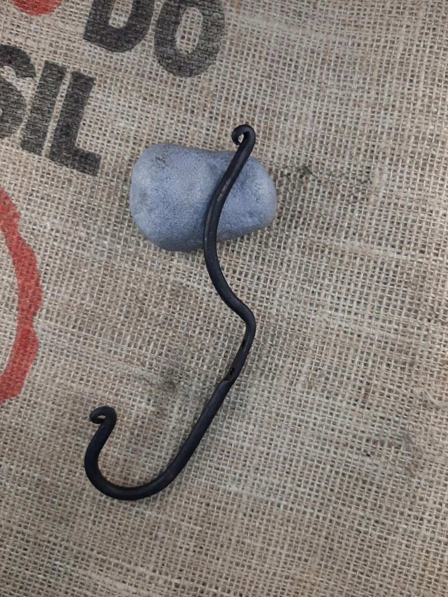 Wieszak na ubrania kuty seria Nawis