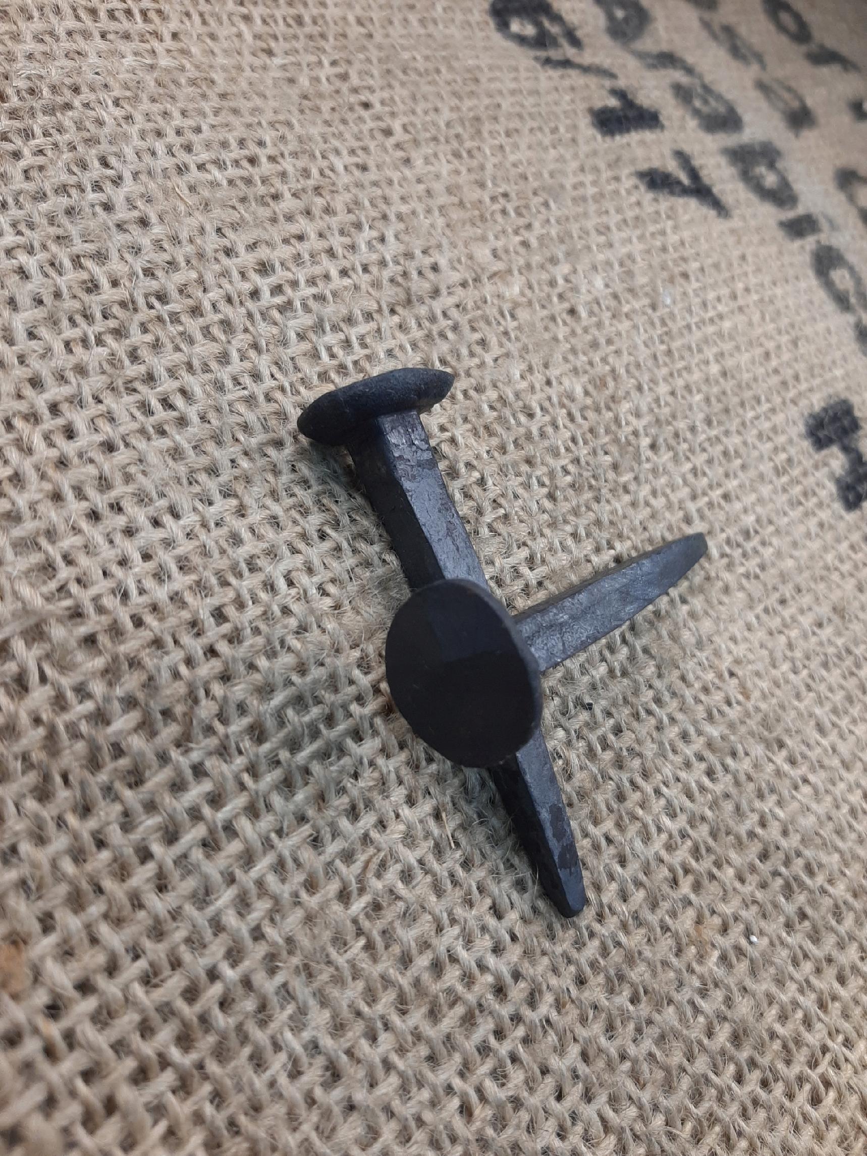 Kute gwoździe 70 mm 8x8mm