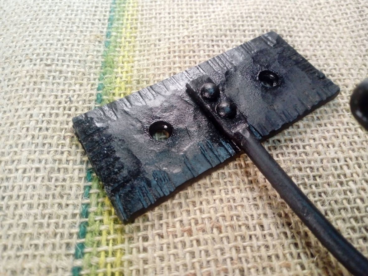 Wieszak ścienny Znaczek 1 haki klucze lub ubrania