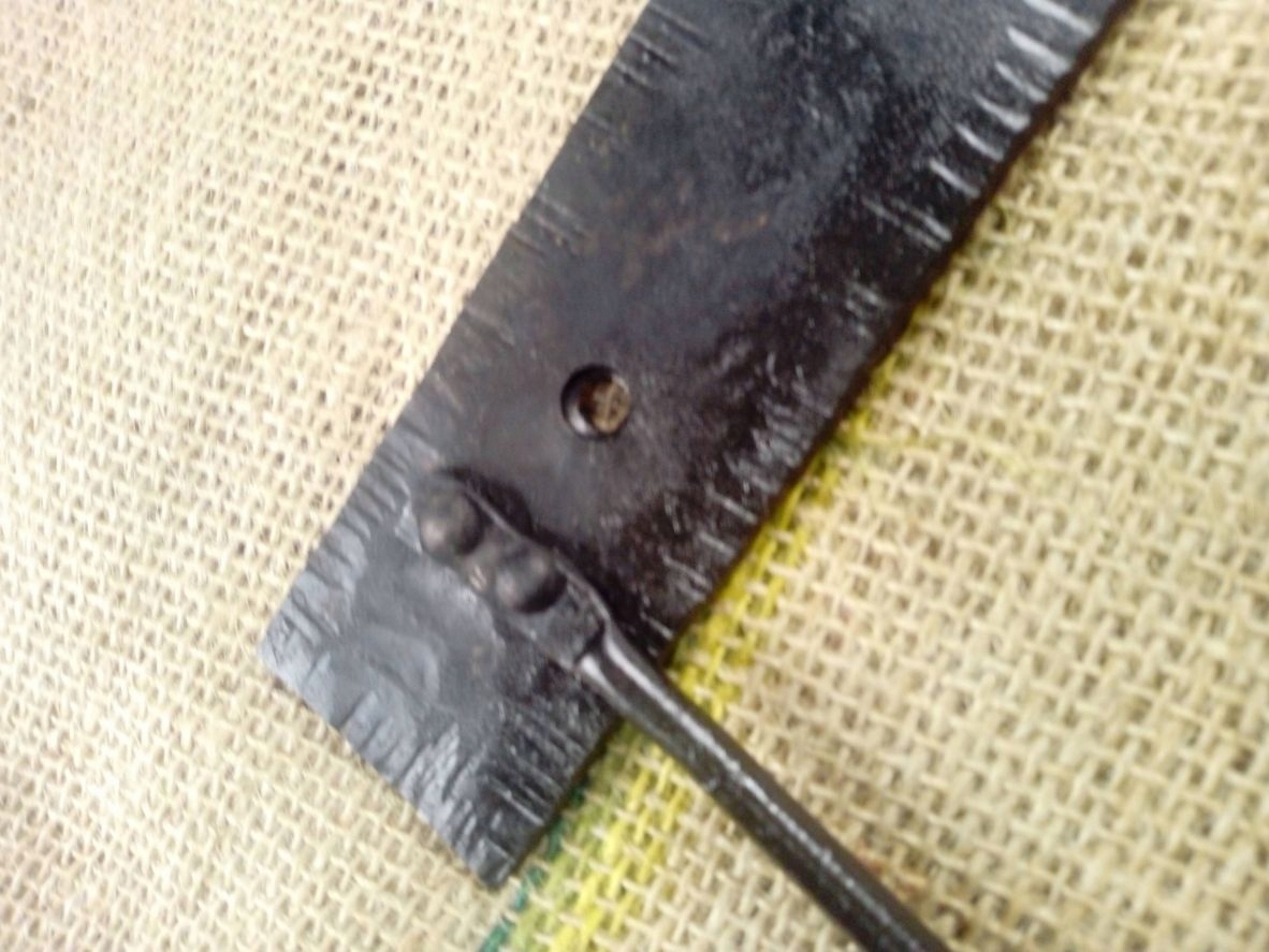 Wieszak ścienny Znaczek 2 haki klucze lub ubrania