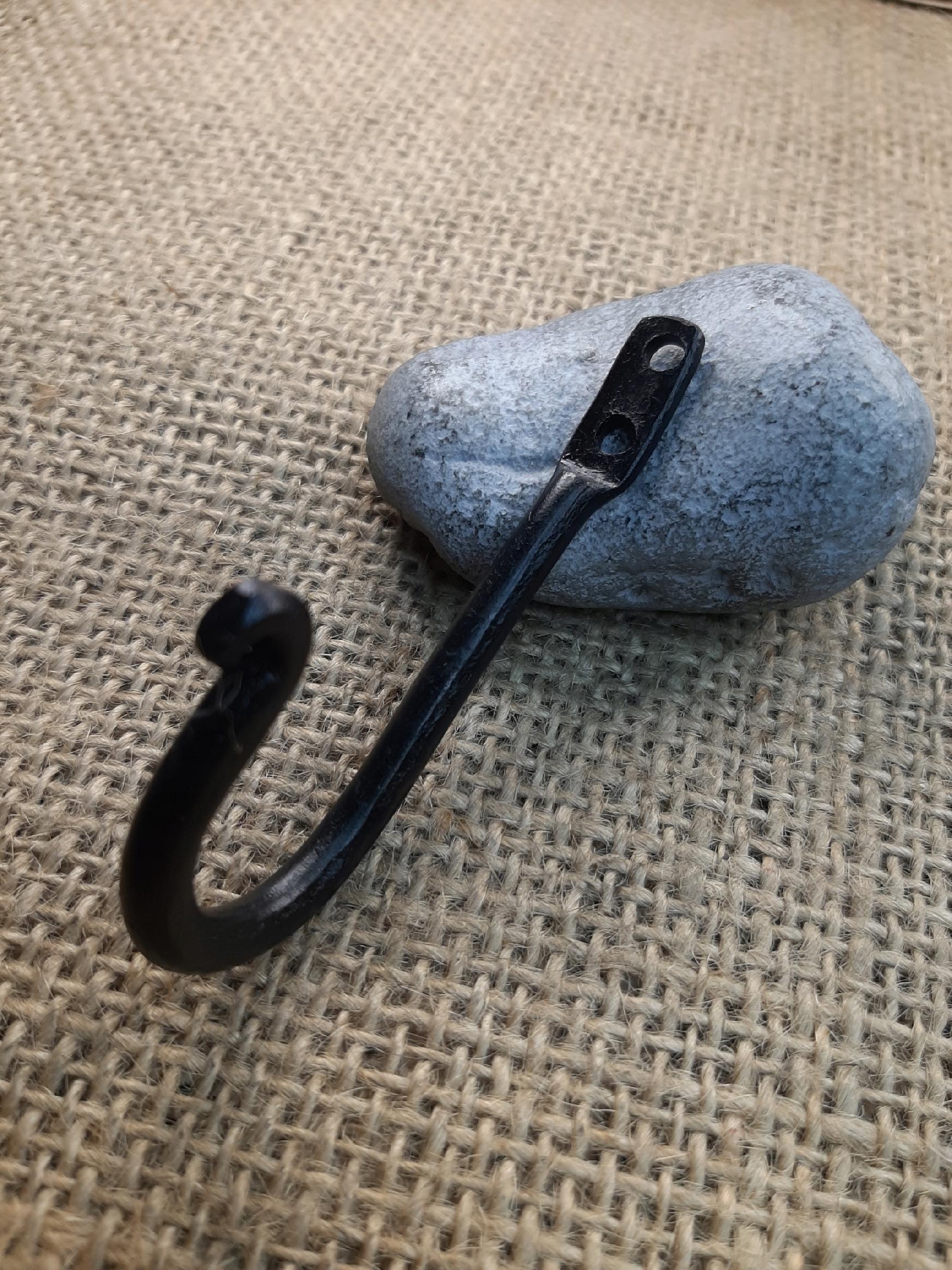 Wieszak na ubrania kuty seria Pchełka Long