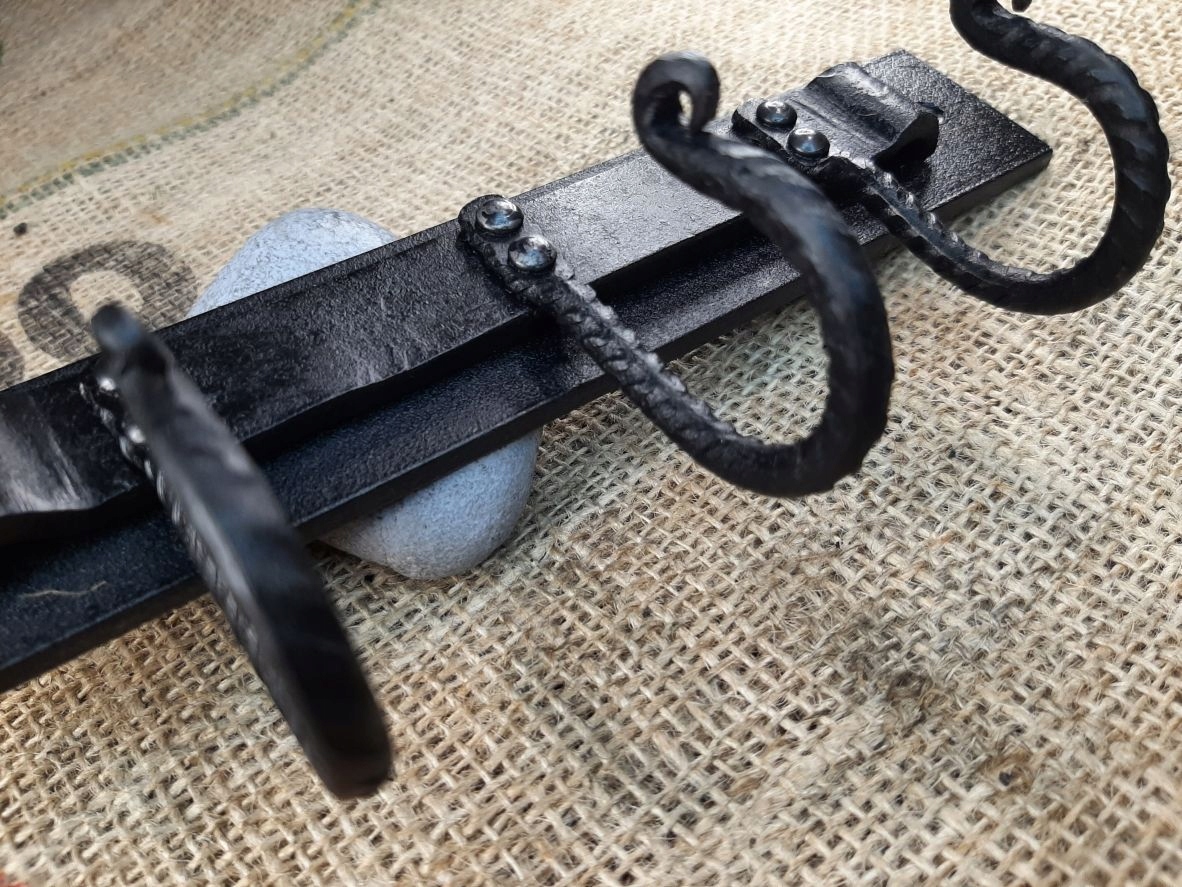 Wieszak ścienny na ubrania Moduł zbrojnik 3 mini