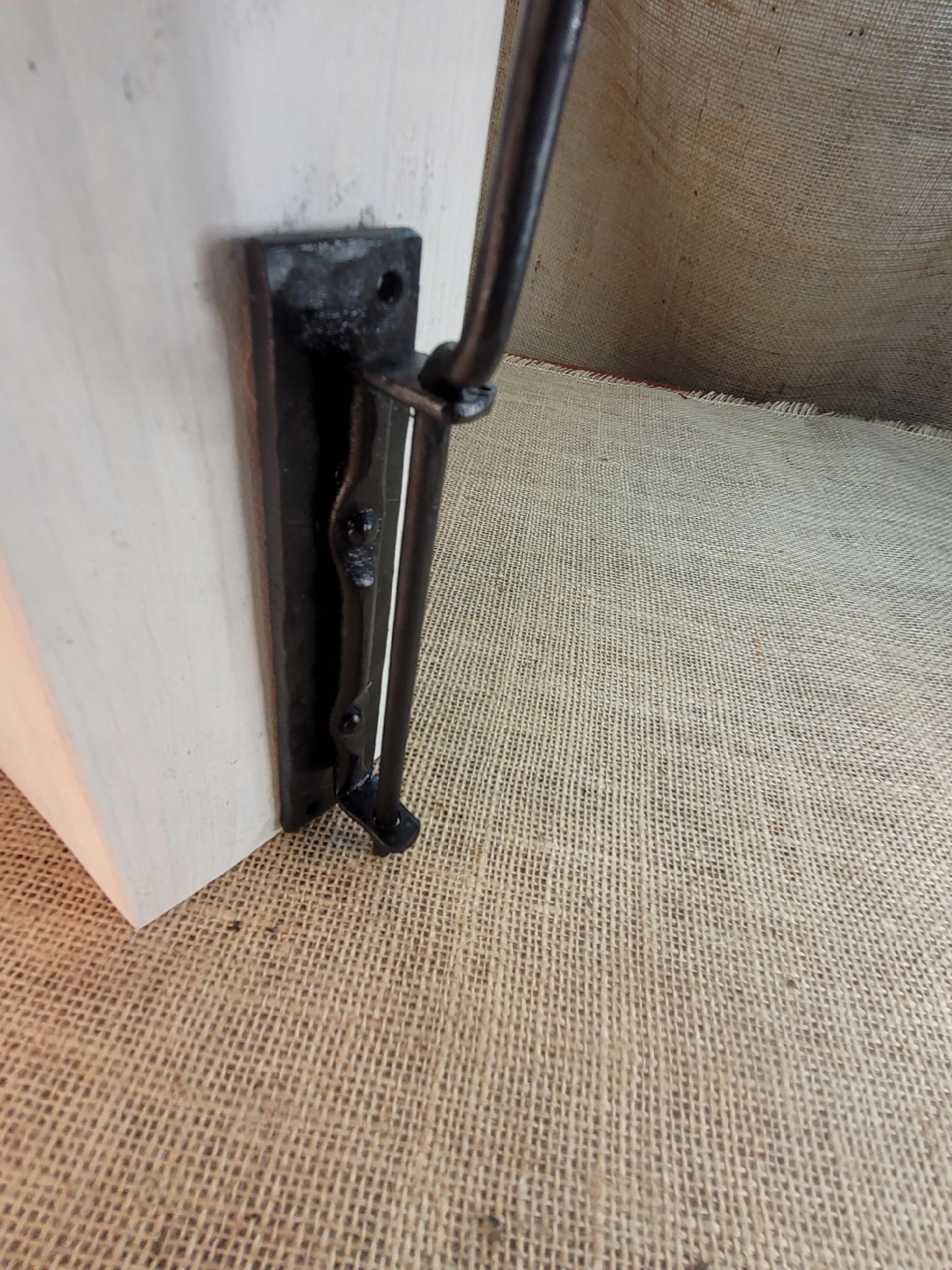 Wieszak na latarnie lub lampion ruchomy na płytce duży