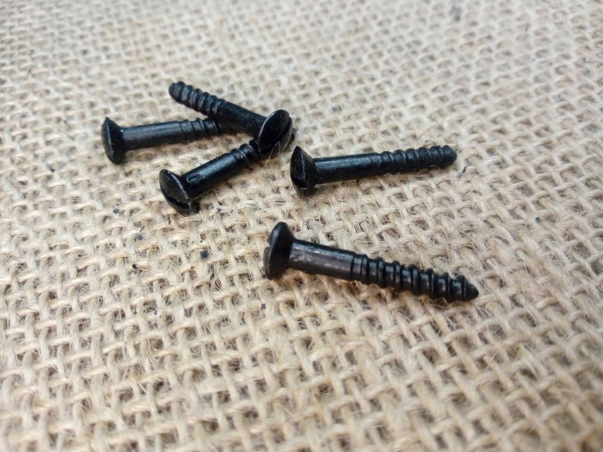 Rustykalny wkręt do drewna. 10 sztuk 3,7/25mm spł