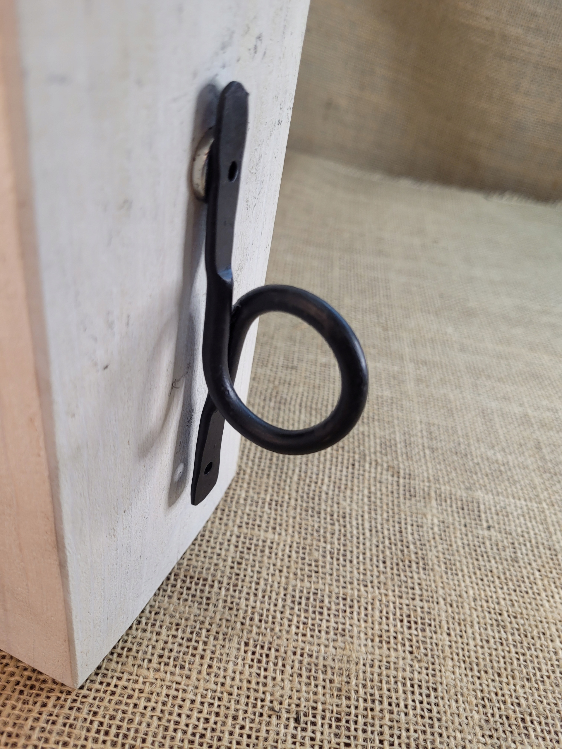 Hak obejma do drążków lub makram. Pętla 28 mm