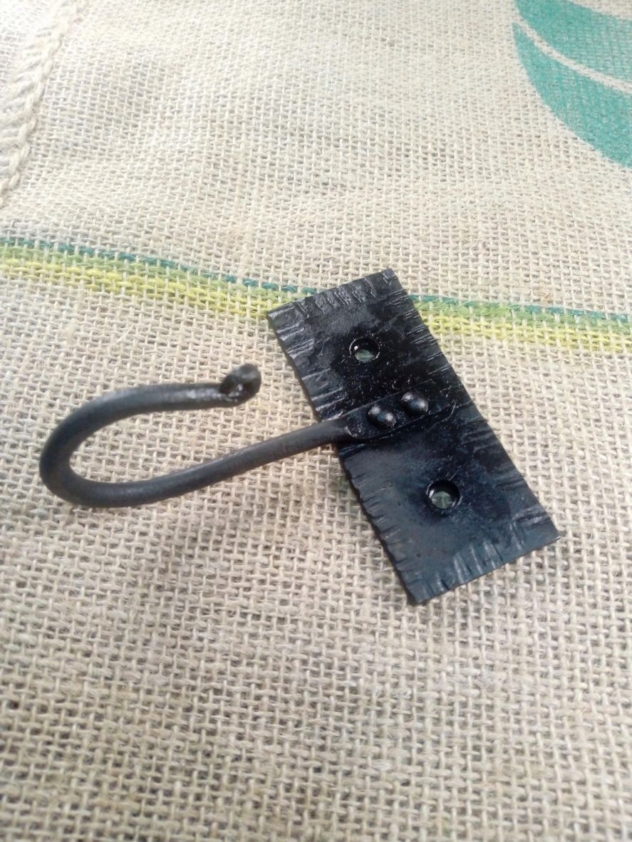 Wieszak ścienny Znaczek 1 haki klucze lub ubrania