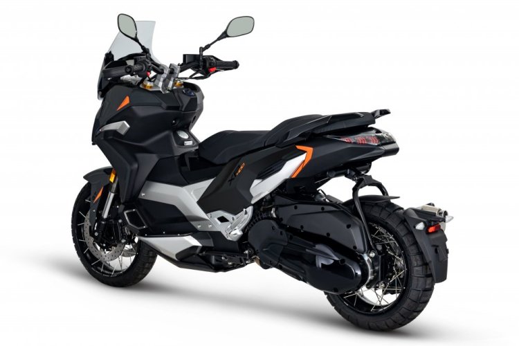 XP400 GT SIDERAL MAT BLACK