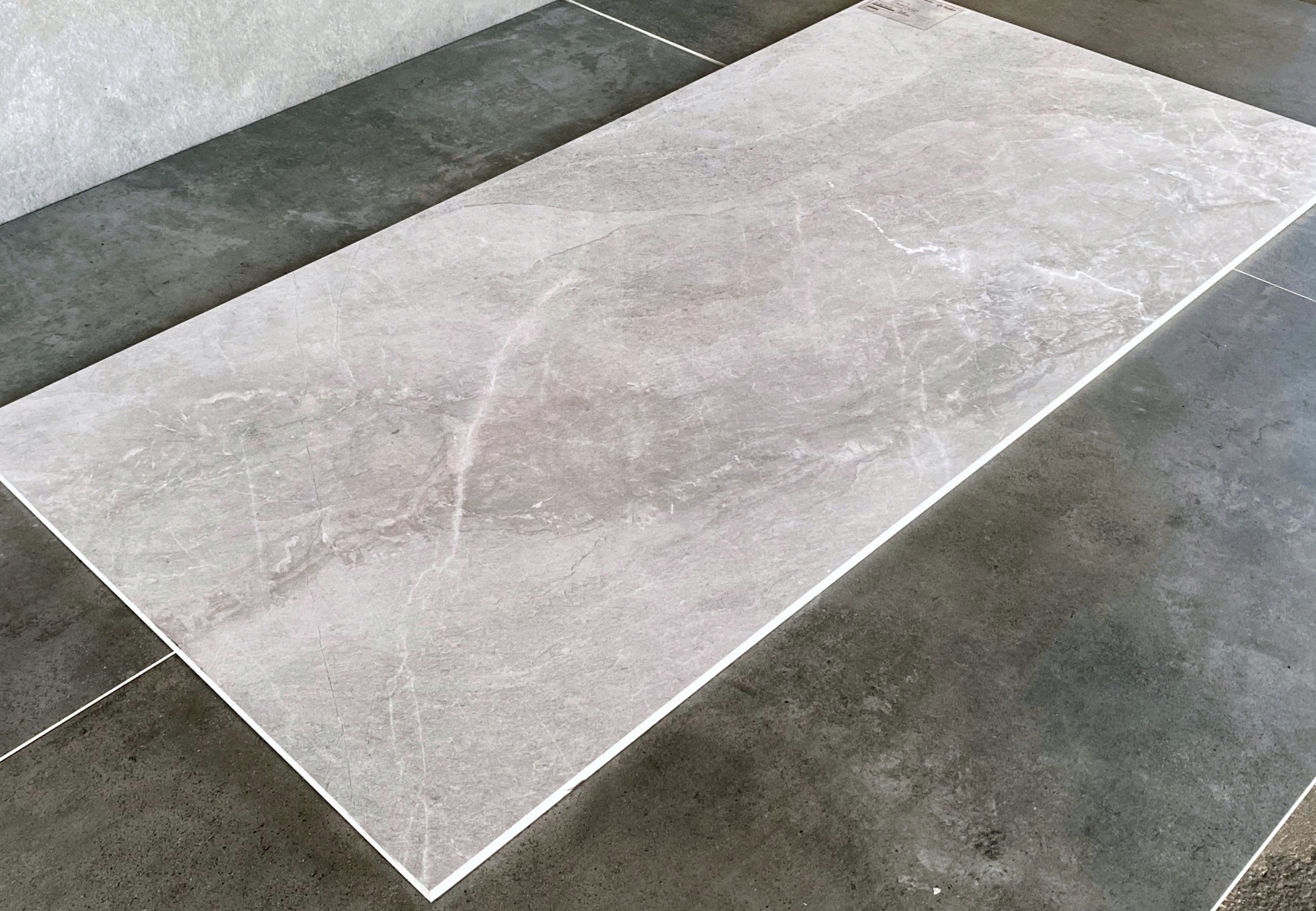 Twardy pogrubiony szary GRES z delikatną żyłą 120X60 PÓŁMATOWY - SUPER CENA