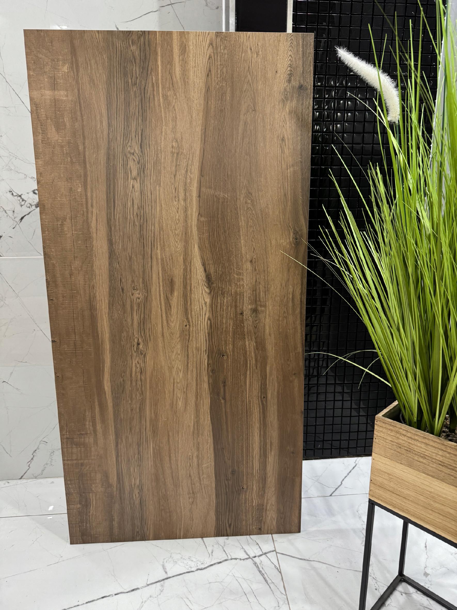 Płytka gresowa drewnopodobna 120x60 cm - ciemny dąb, format XL, gat. I