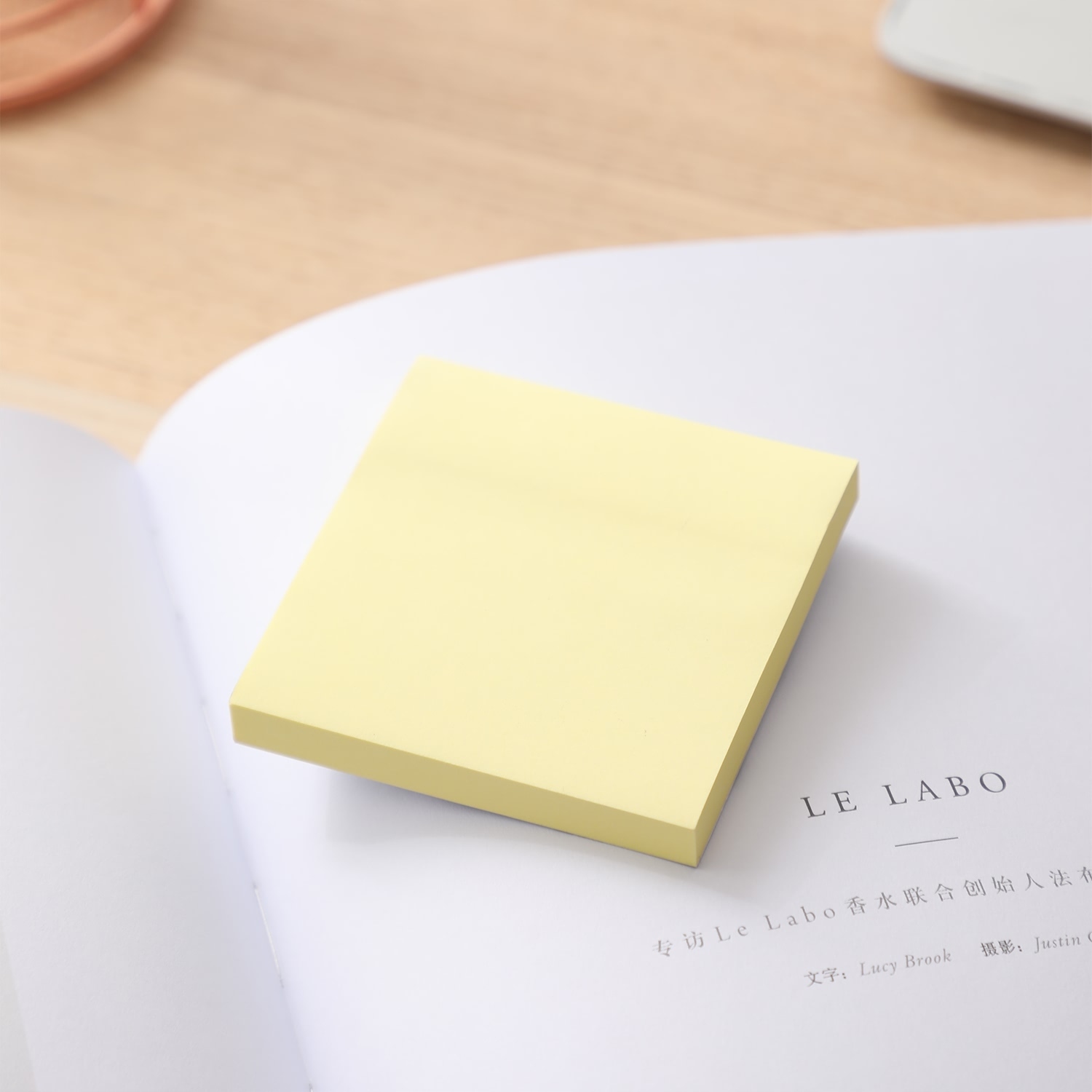Notes samoprzylepny Deli 76 mm x 76 mm A003 (2500)