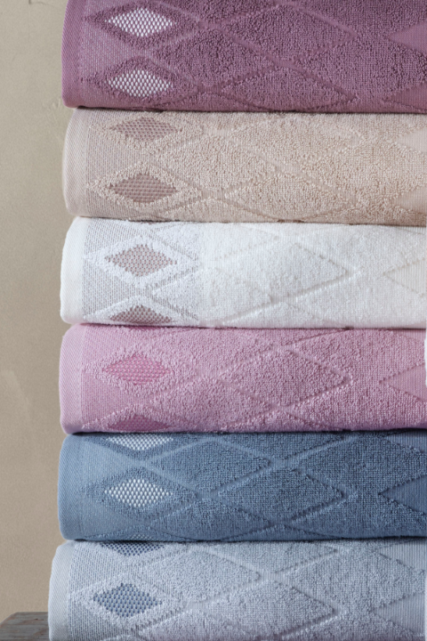 Ręcznik Magic z Egipskiej Bawełny 100x150 600/m2 Ciemny Róż view 2