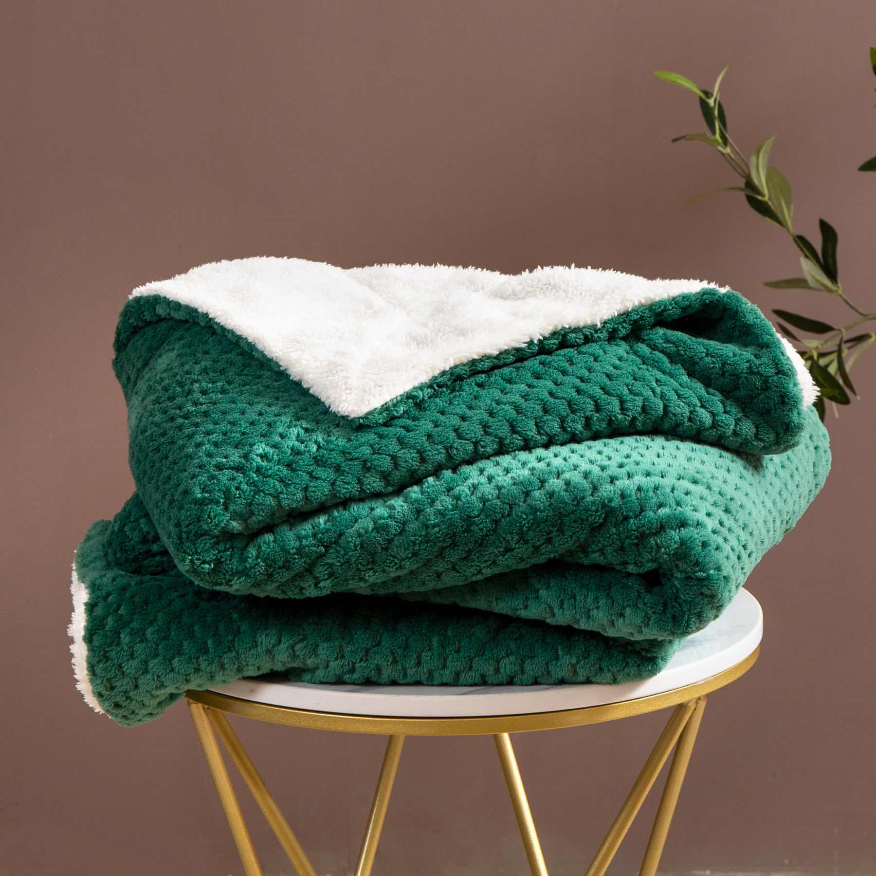 Butelkowa Zieleń Koc Z Mikrofibry Baranek 150x200 view 5