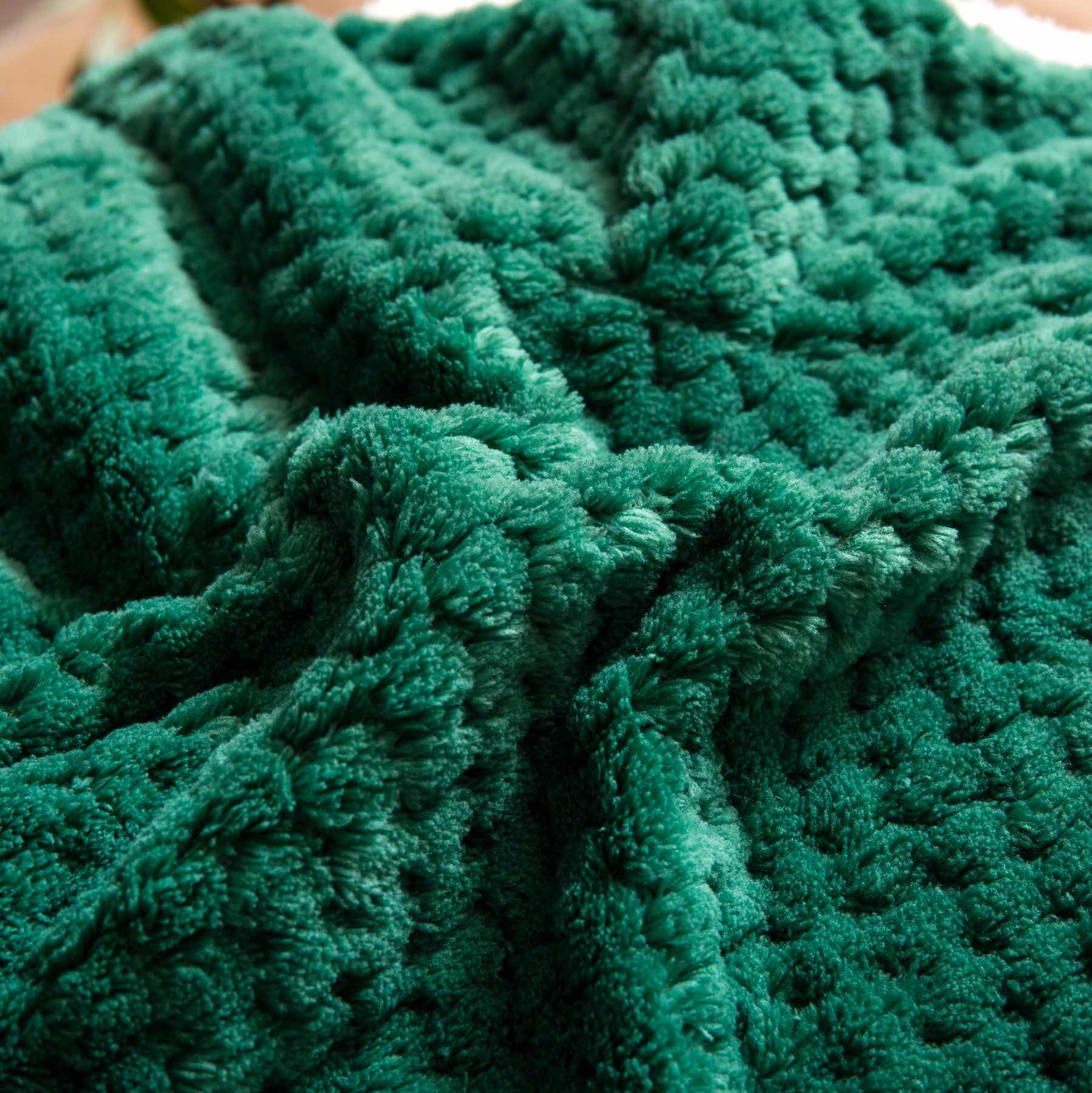 Butelkowa Zieleń Koc Z Mikrofibry Baranek 150x200 view 2