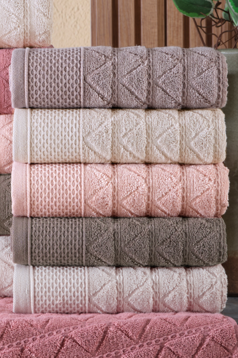 Ręcznik Piramida z Egipskiej Bawełny 100x150 600/m2 Beżowy view 2