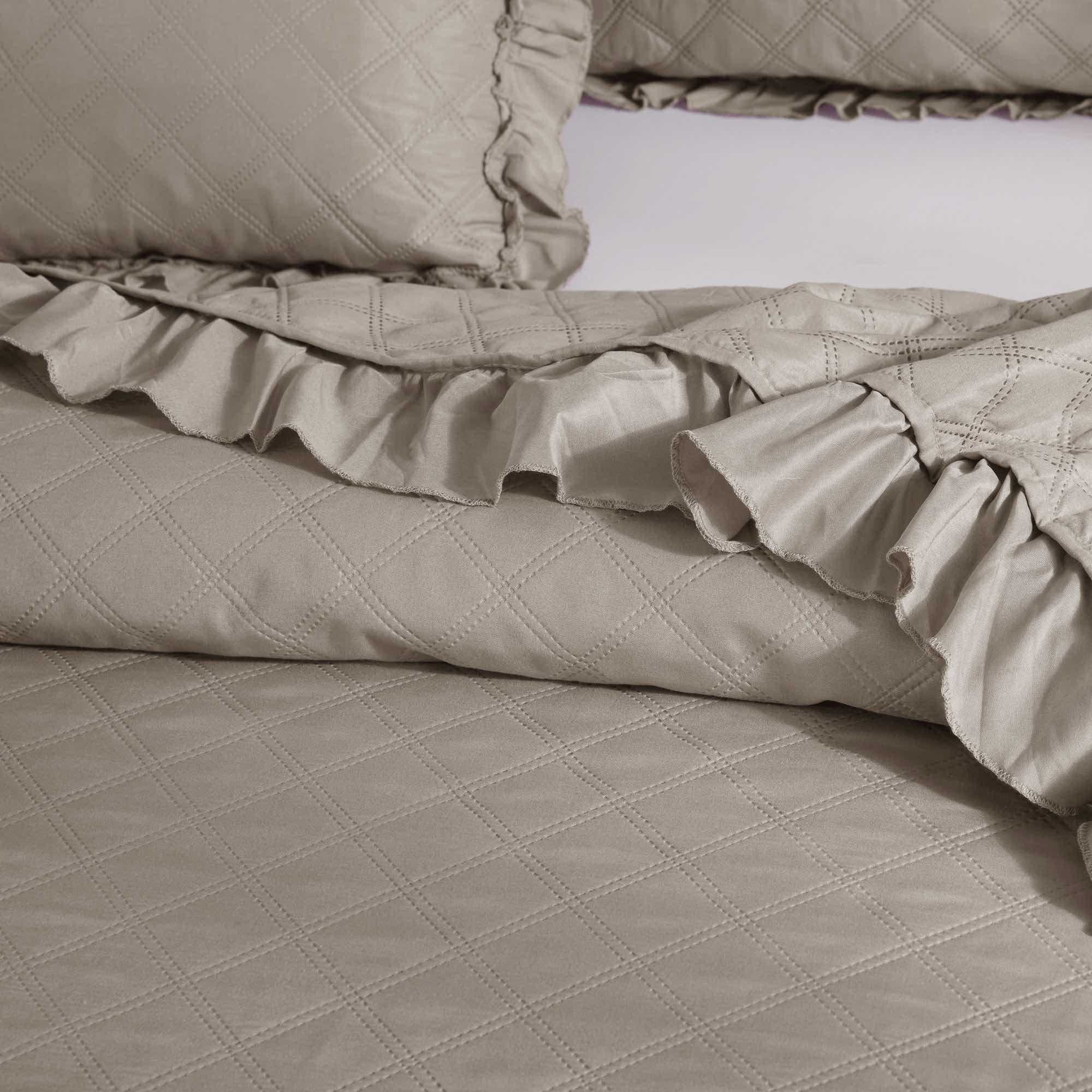 NARZUTA PIKOWANA Z FALBANKĄ 160/200 view 3