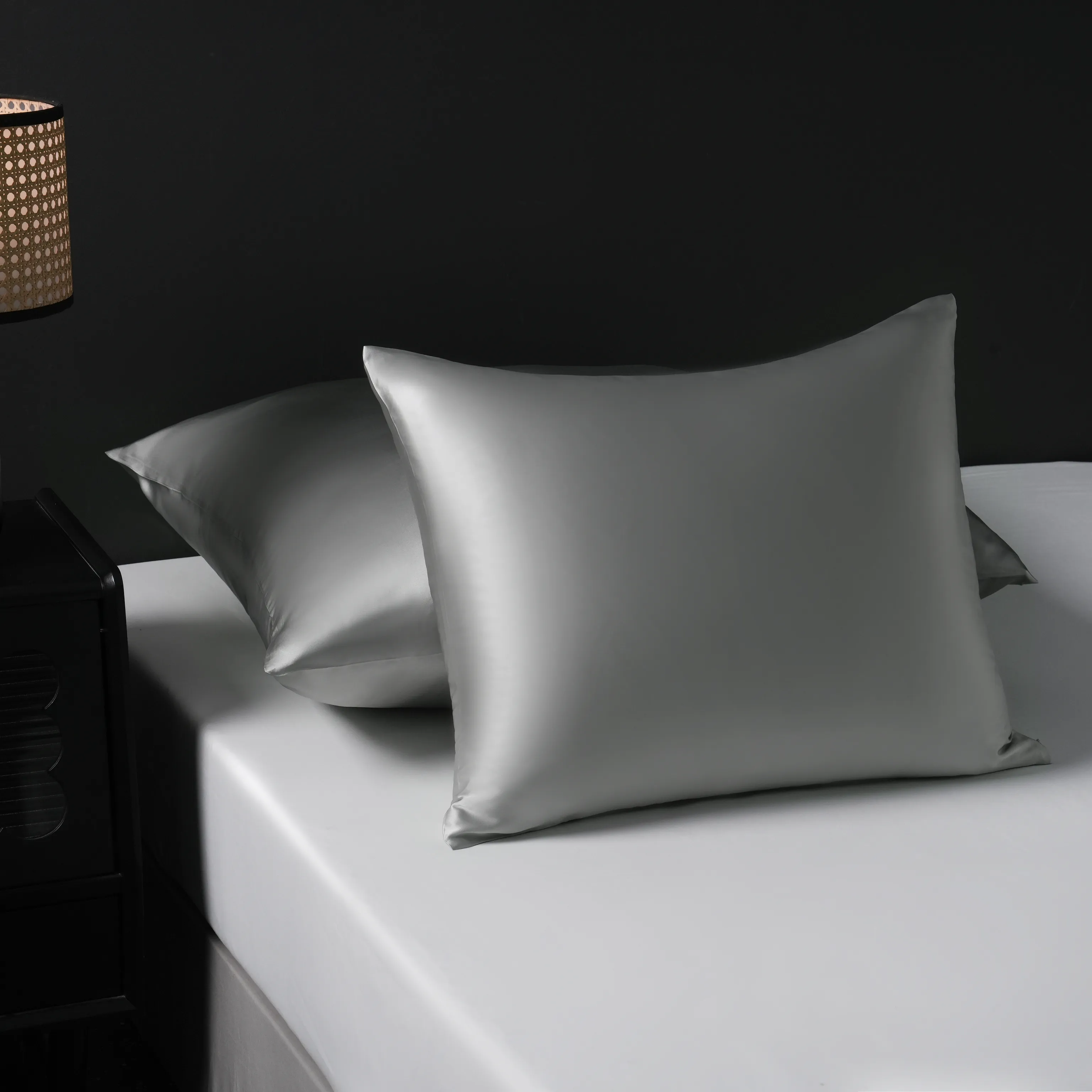 Jedwabna Poszewka 70x80 Szara view 2