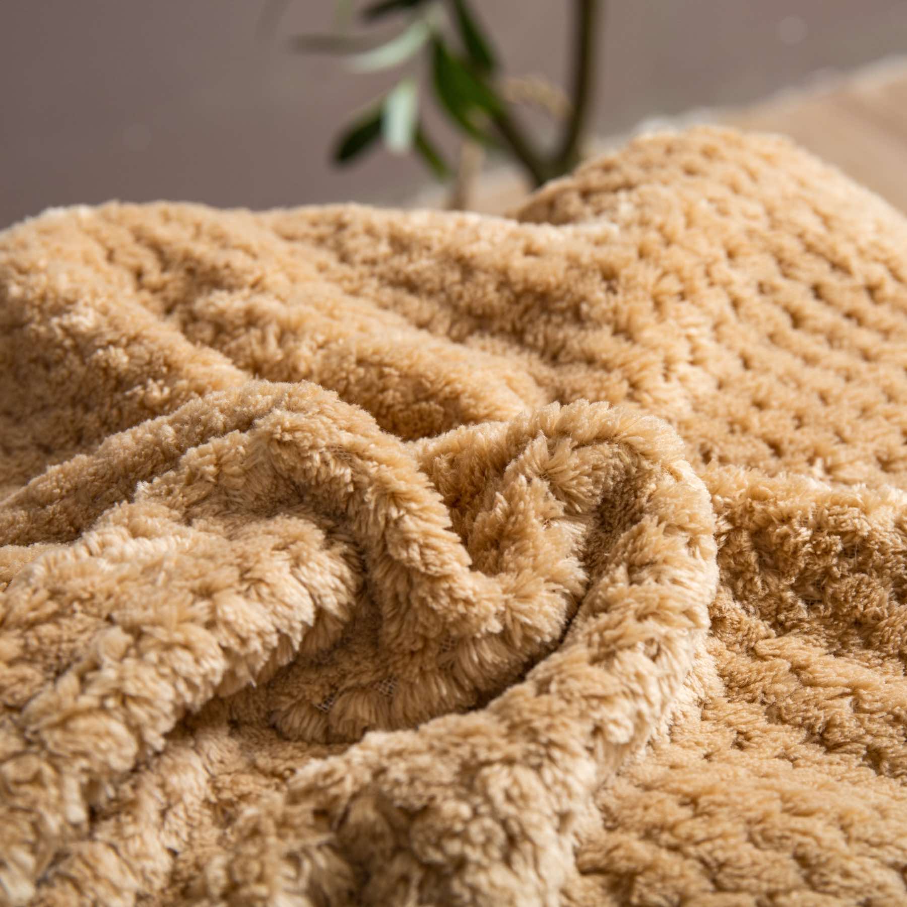 Beżowy Koc Z Mikrofibry Baranek 150x200 Sherpa view 5