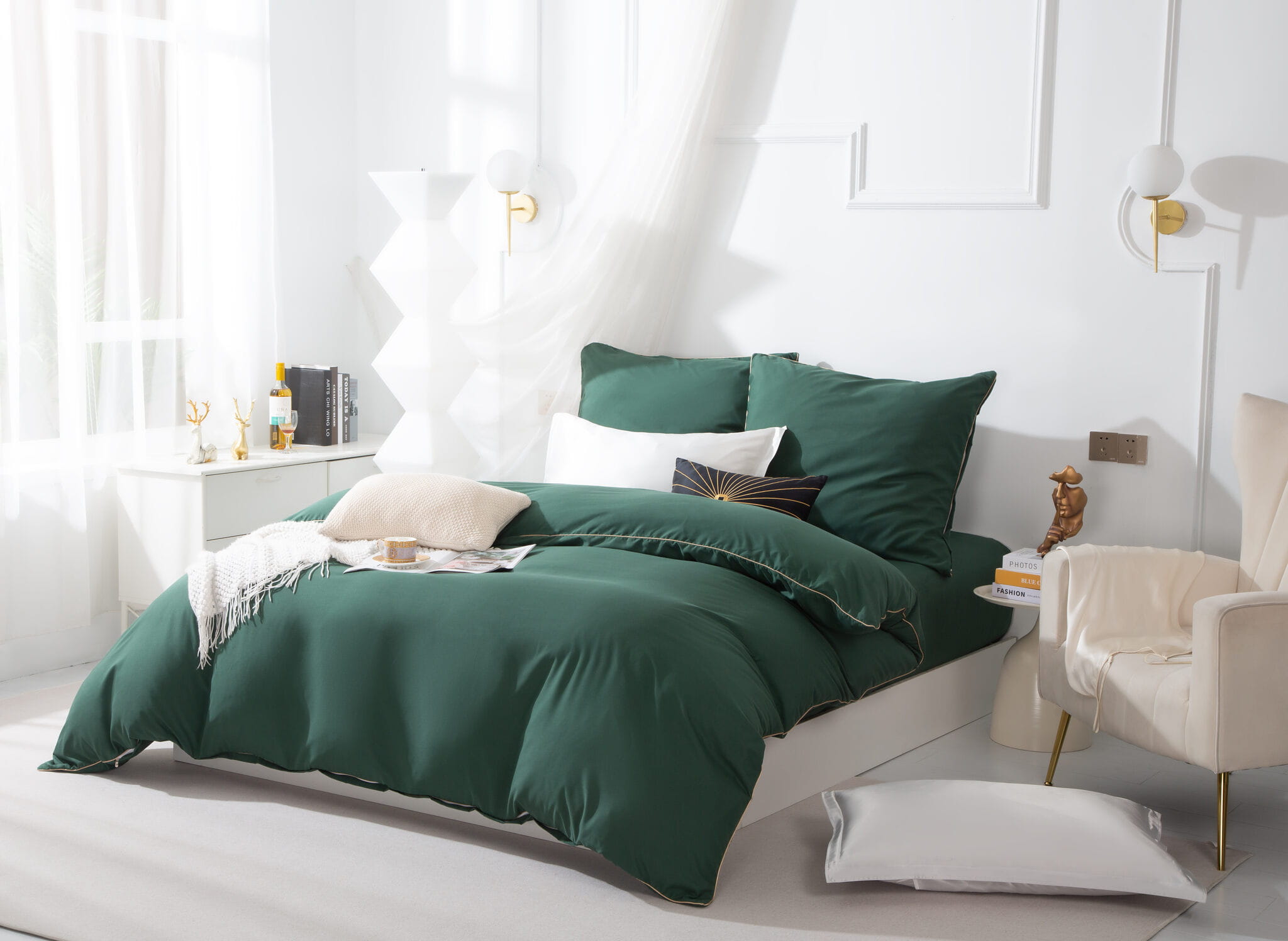 Butelkowa Zieleń Pościel z  Satyny ze Złotą Lamówką 160x200 view 2