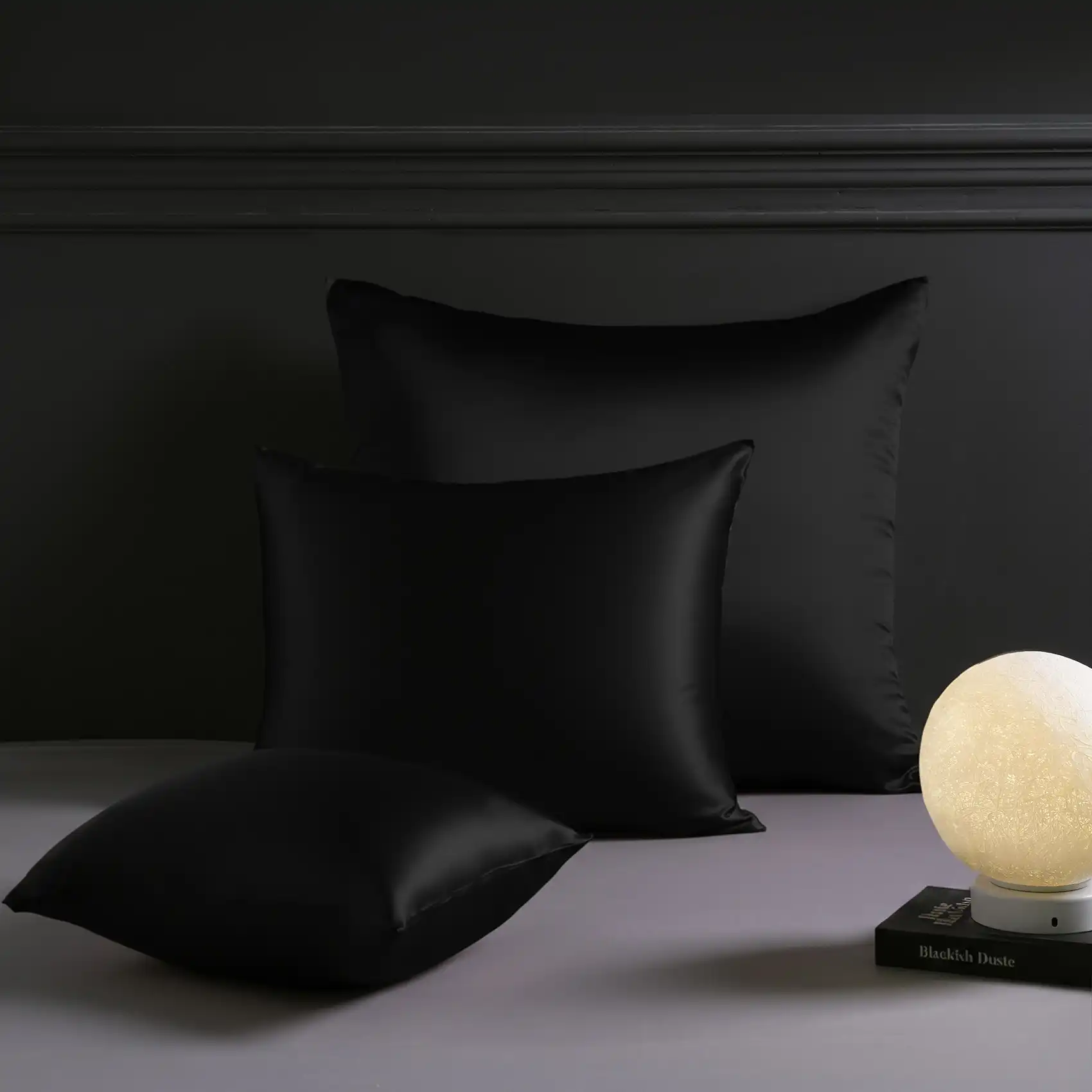 Jedwabna Poszewka 70x80 Czarna view 4