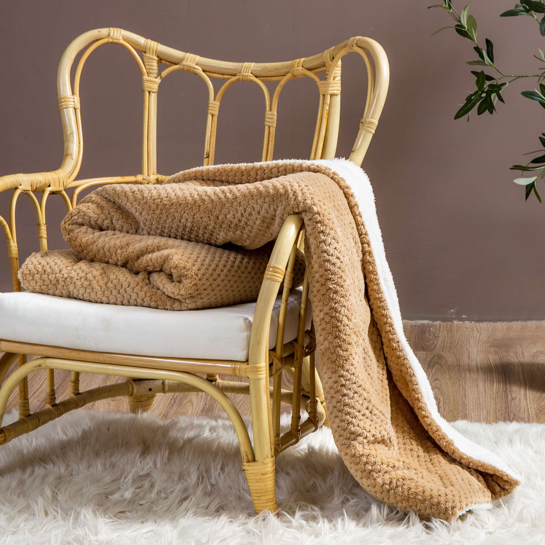 Beżowy Koc Z Mikrofibry Baranek 150x200 Sherpa