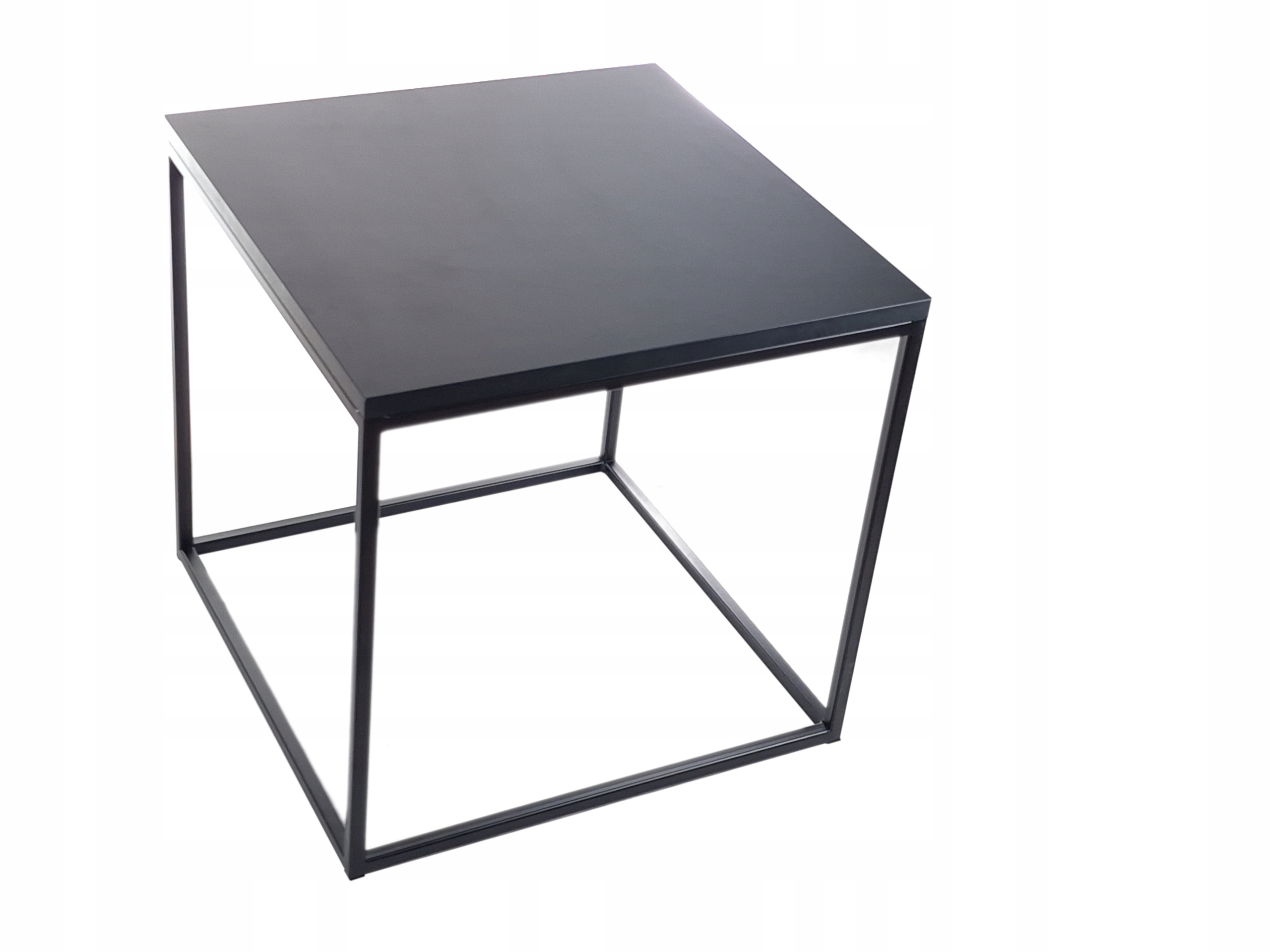 spawana rama stolika kawowego – brak śrub i łączeń